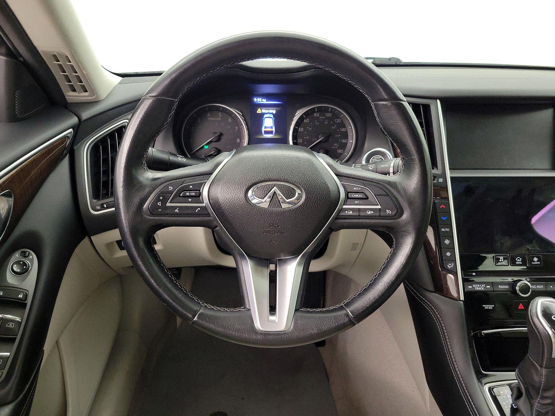 Thumbnail: 2018 INFINITI Q50 - 10