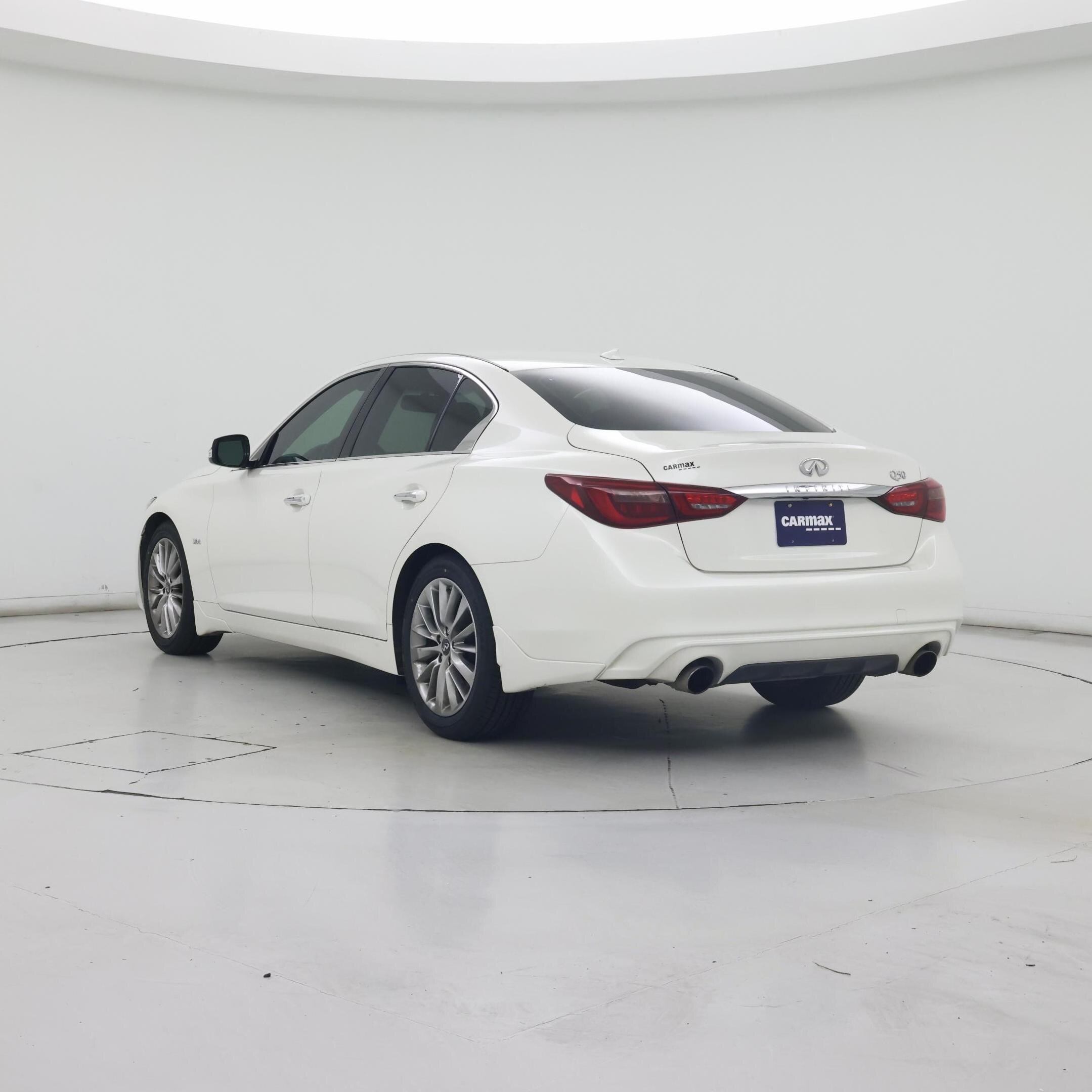 Thumbnail: 2018 INFINITI Q50 - 2