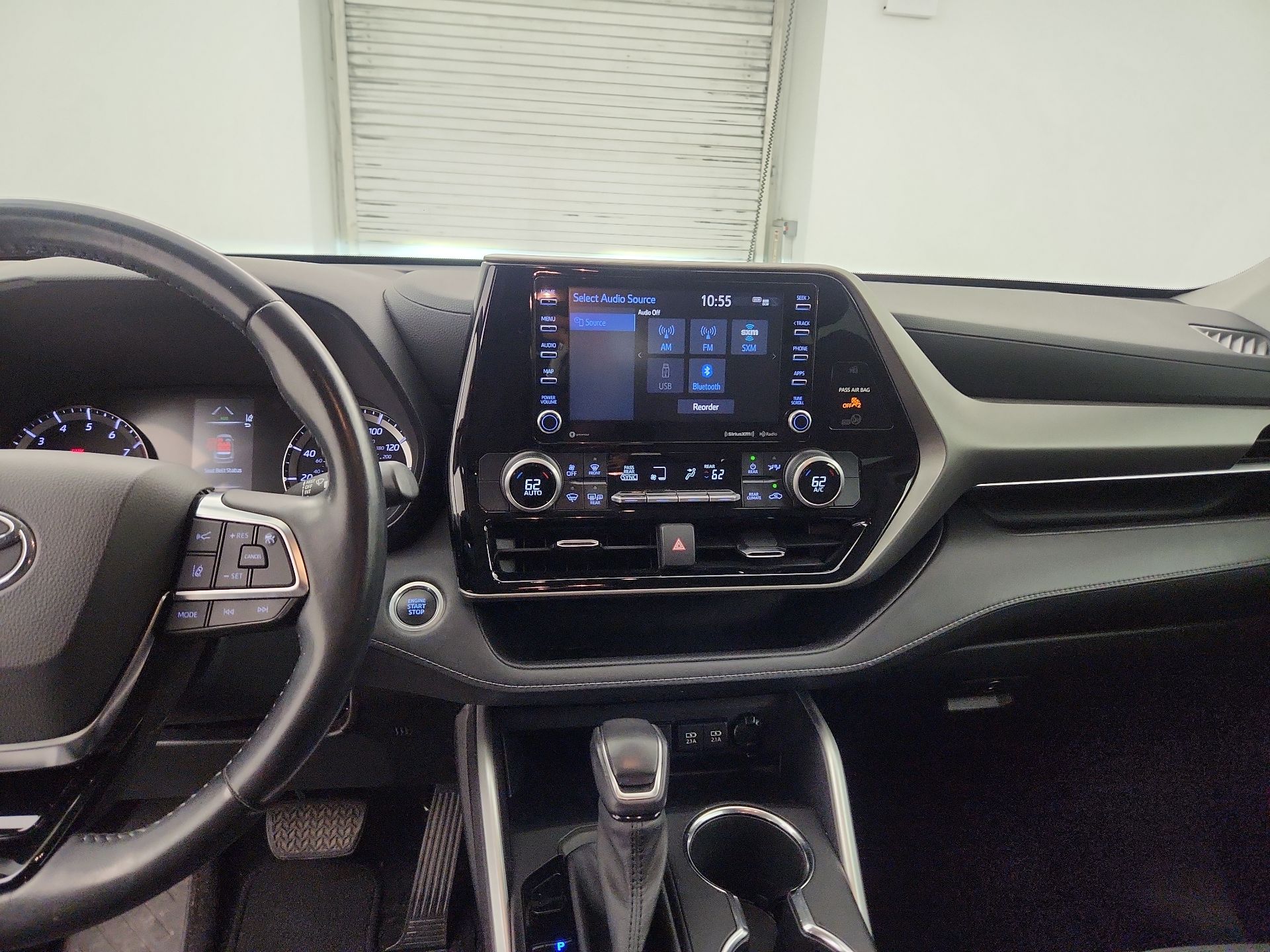 Thumbnail: 2021 Toyota Highlander - 9