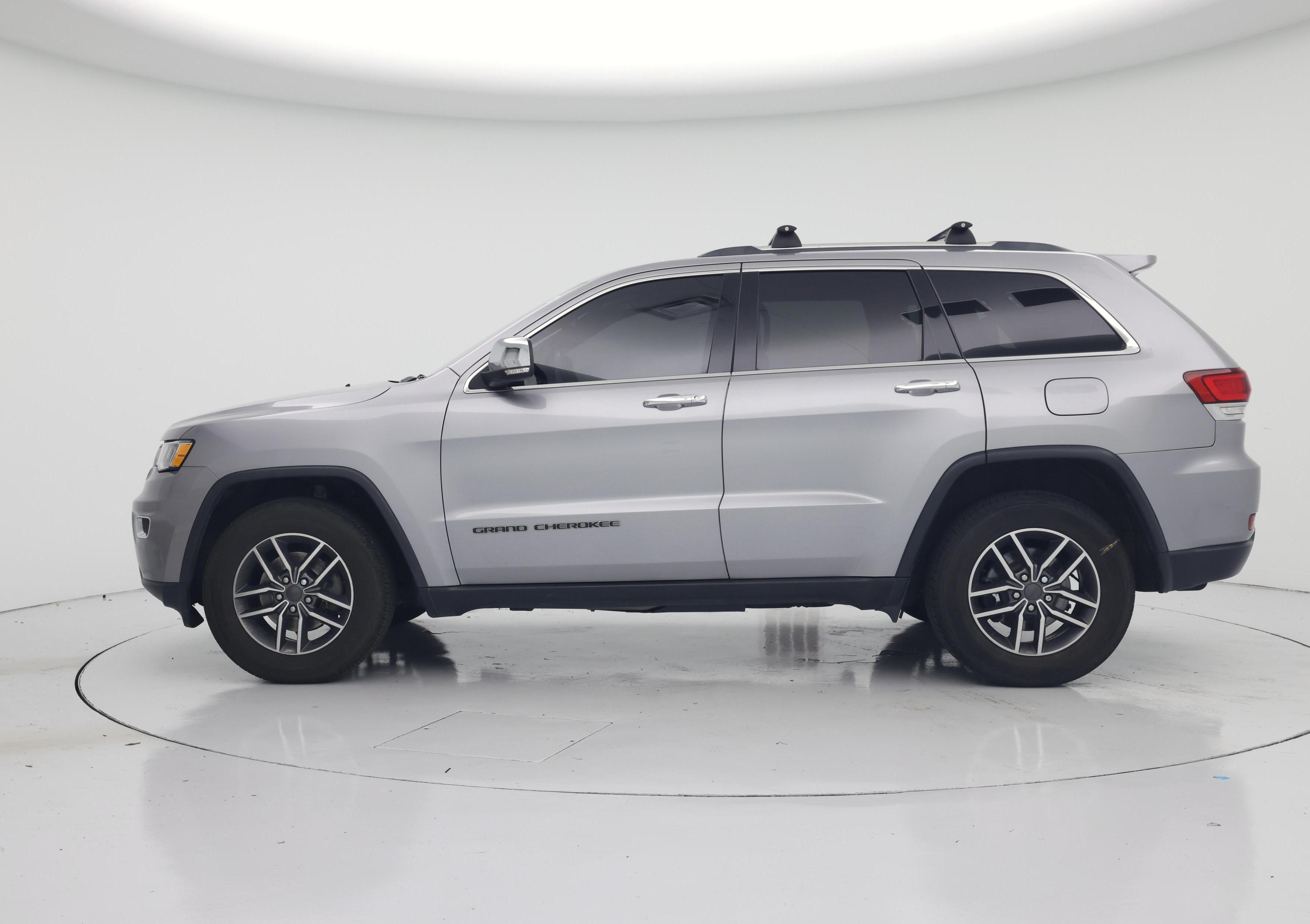 Thumbnail: 2020 Jeep Grand Cherokee - 3