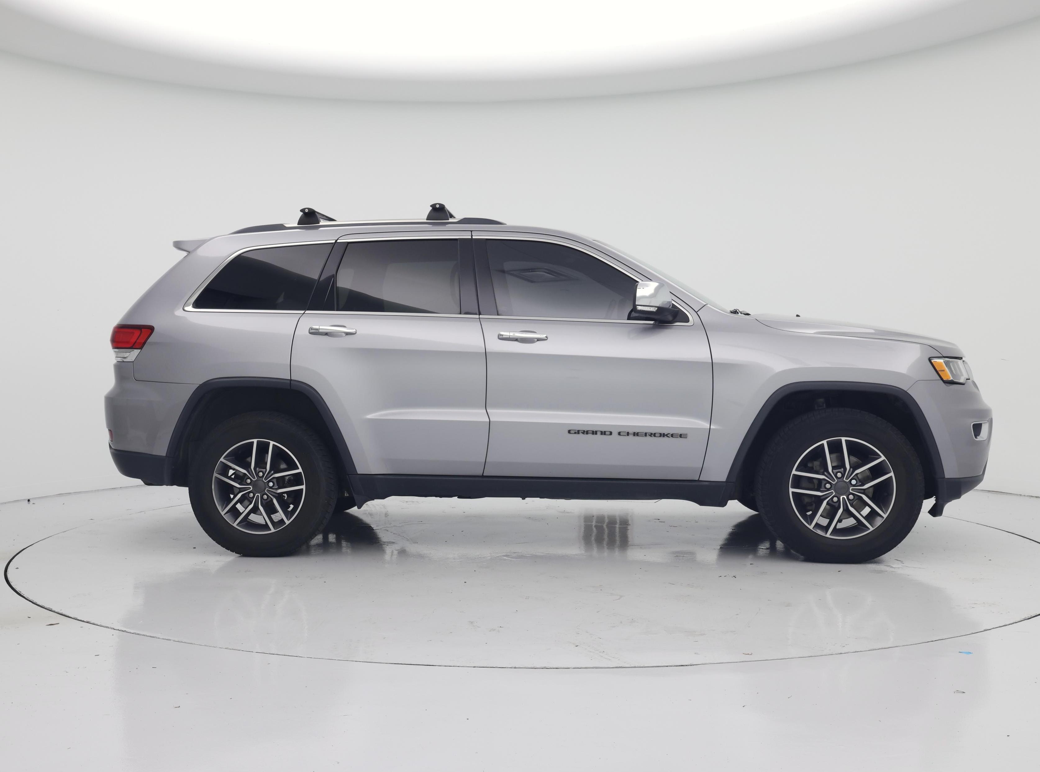 Thumbnail: 2020 Jeep Grand Cherokee - 7