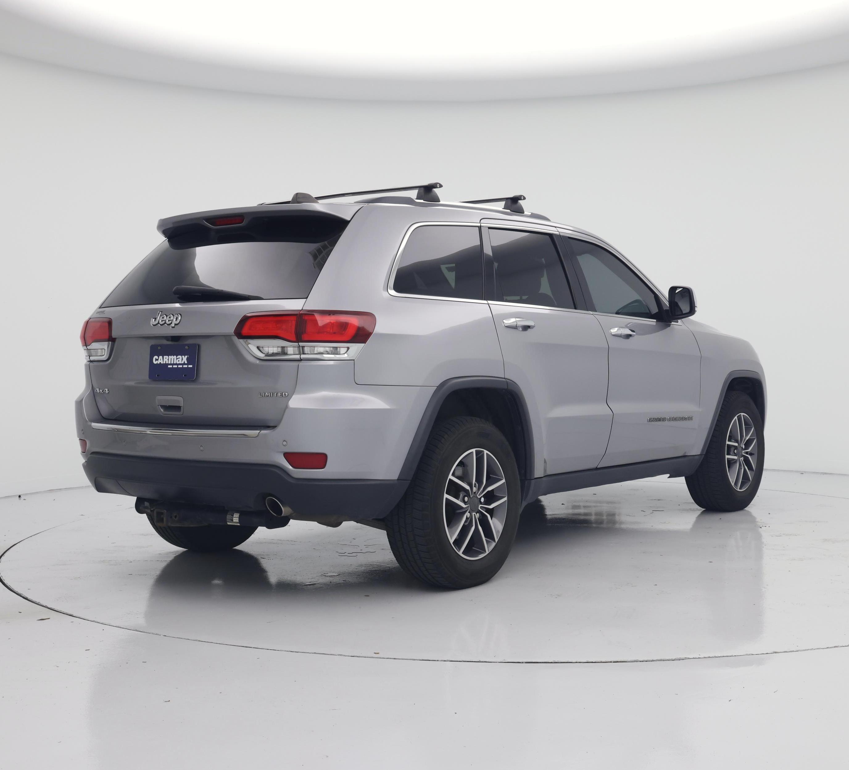 Thumbnail: 2020 Jeep Grand Cherokee - 8
