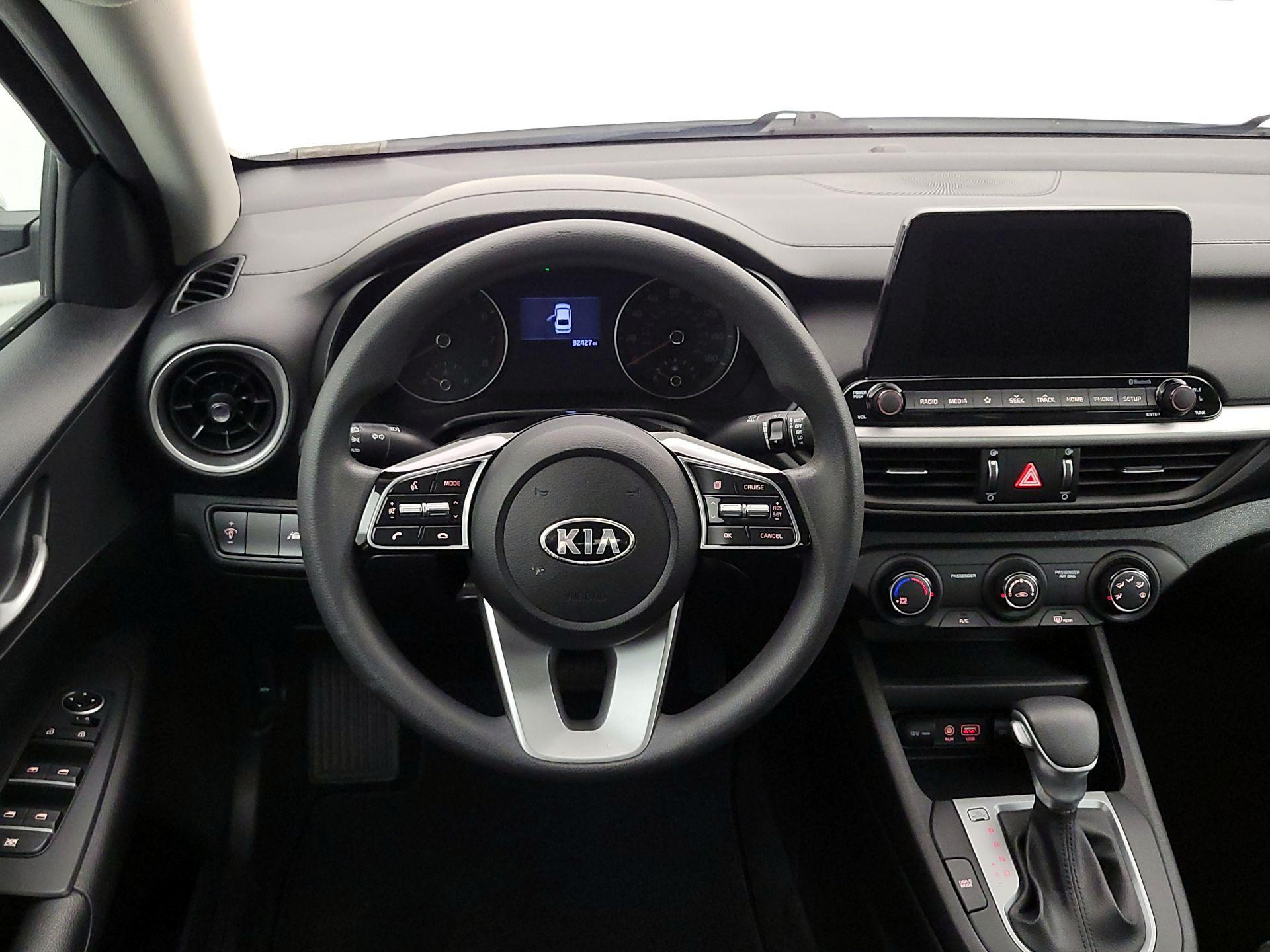Thumbnail: 2021 Kia Forte - 10