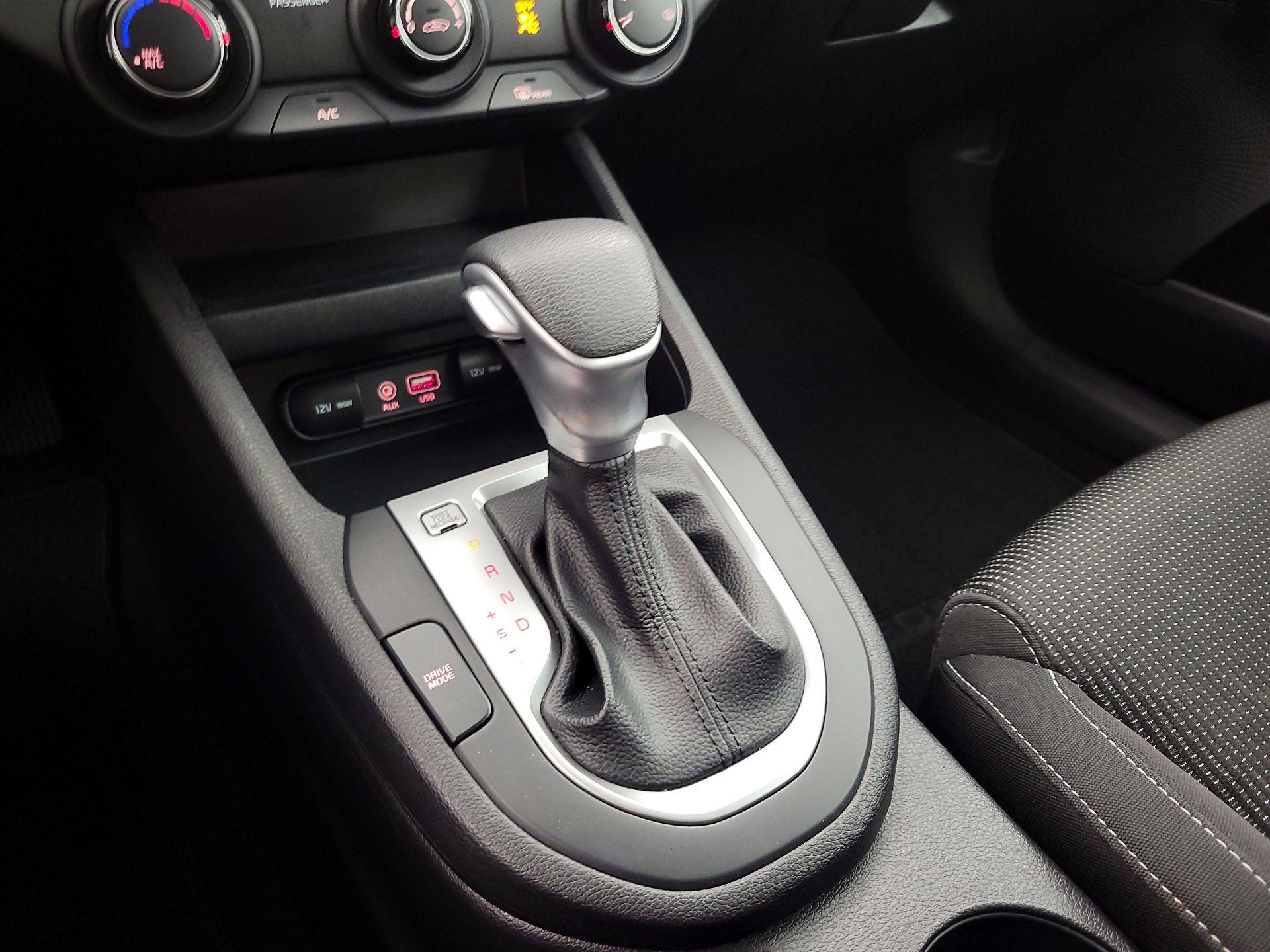 Thumbnail: 2021 Kia Forte - 17