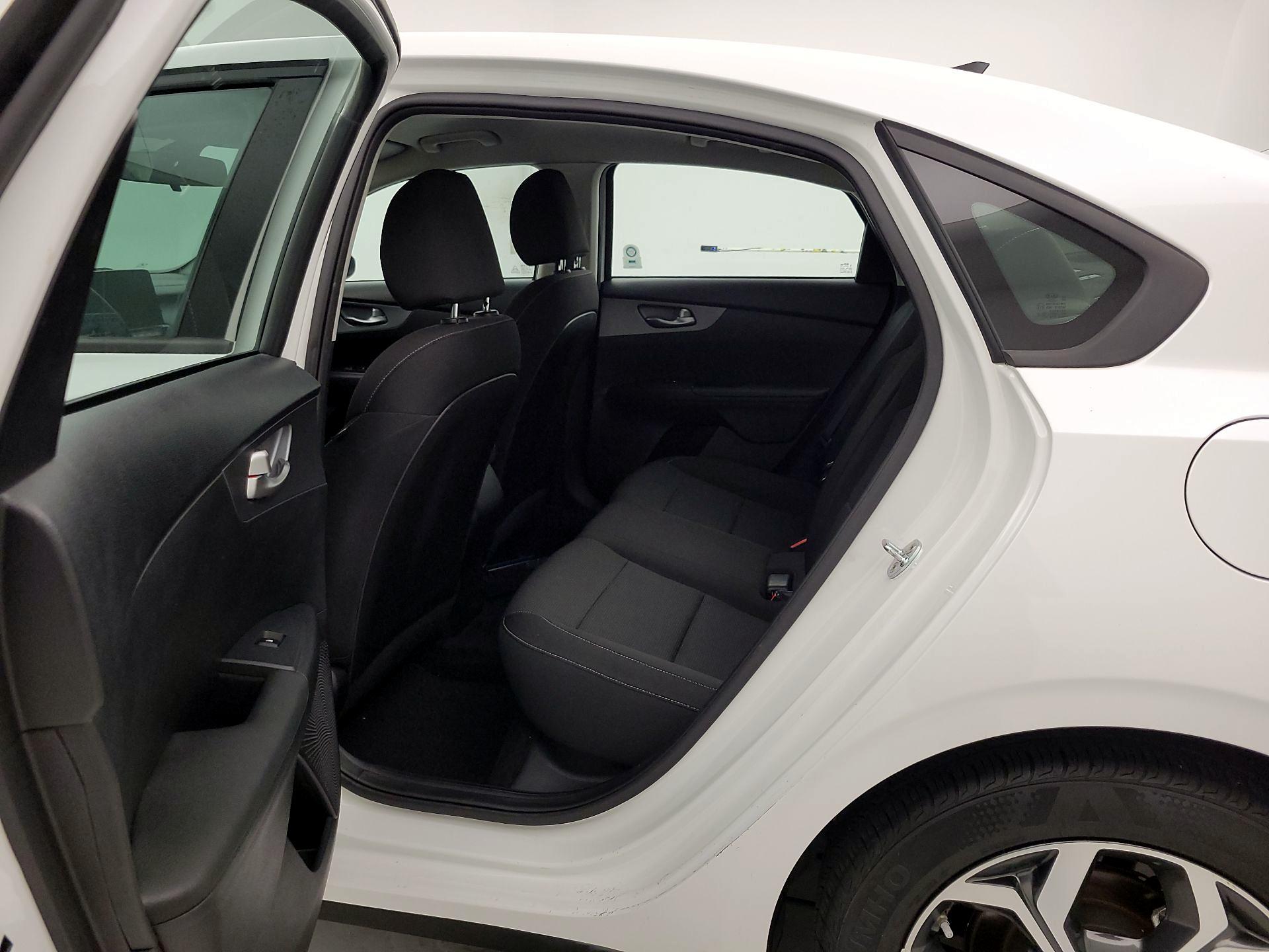 Thumbnail: 2021 Kia Forte - 19
