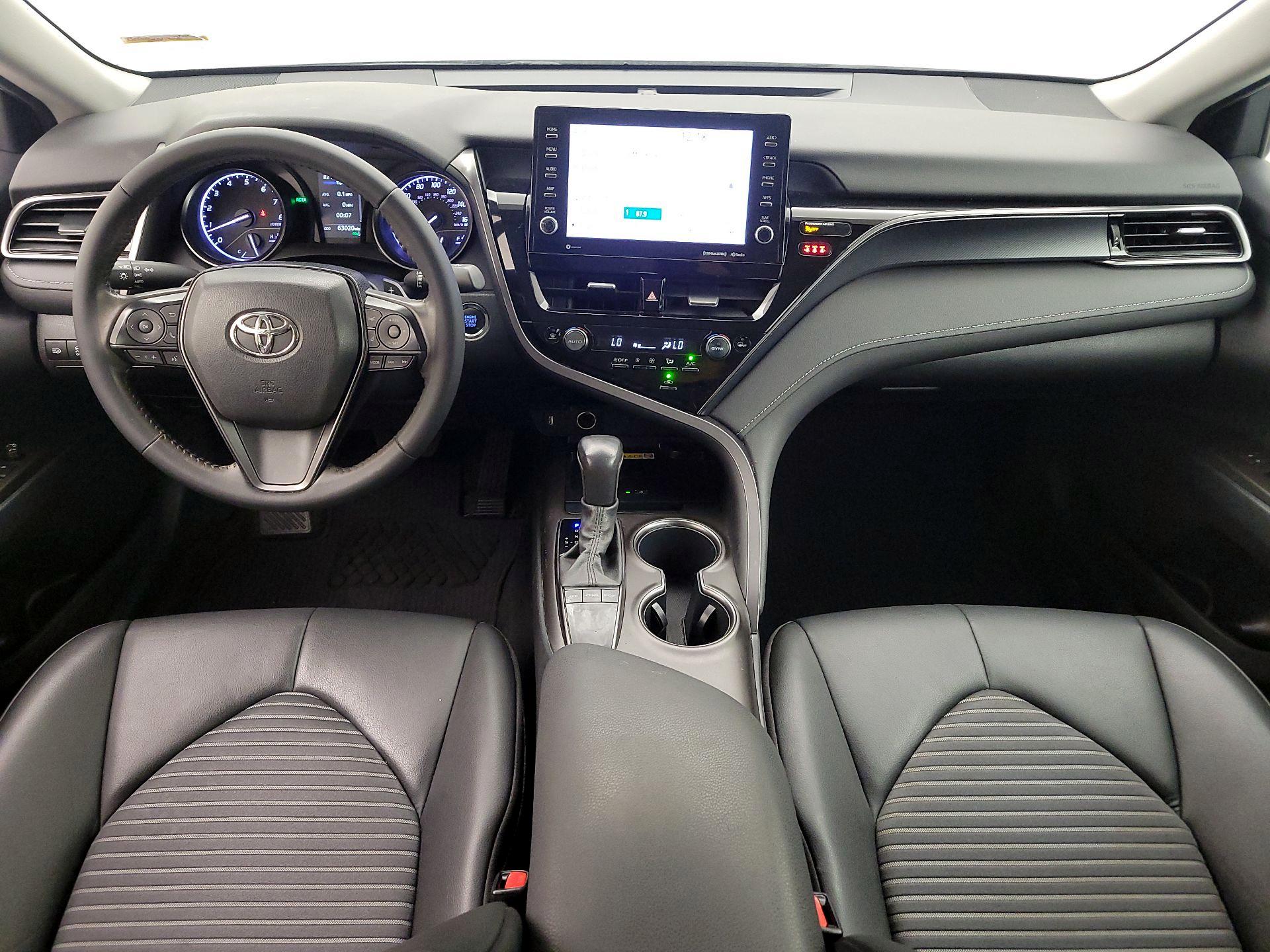 Thumbnail: 2022 Toyota Camry - 9