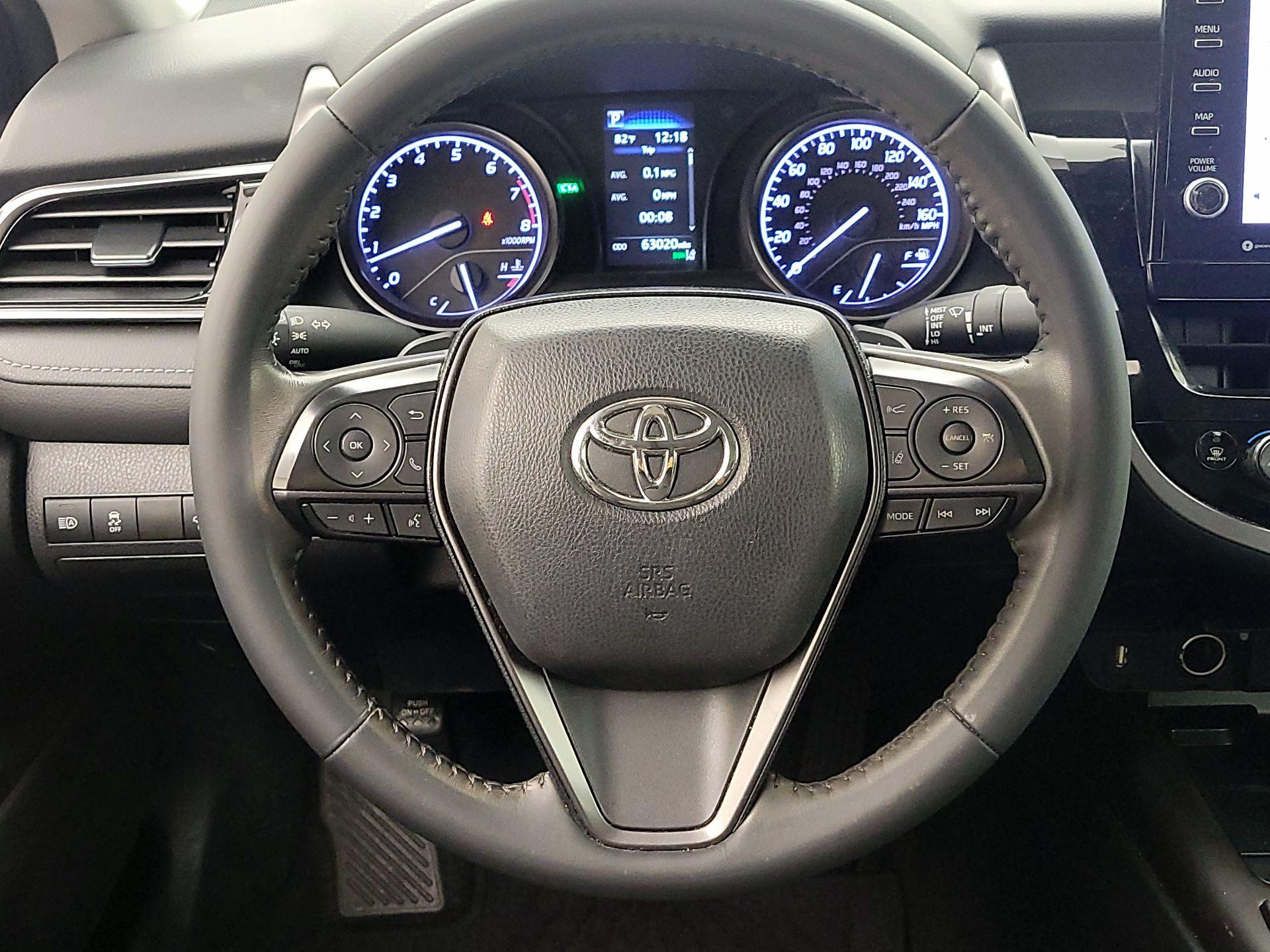 Thumbnail: 2022 Toyota Camry - 10