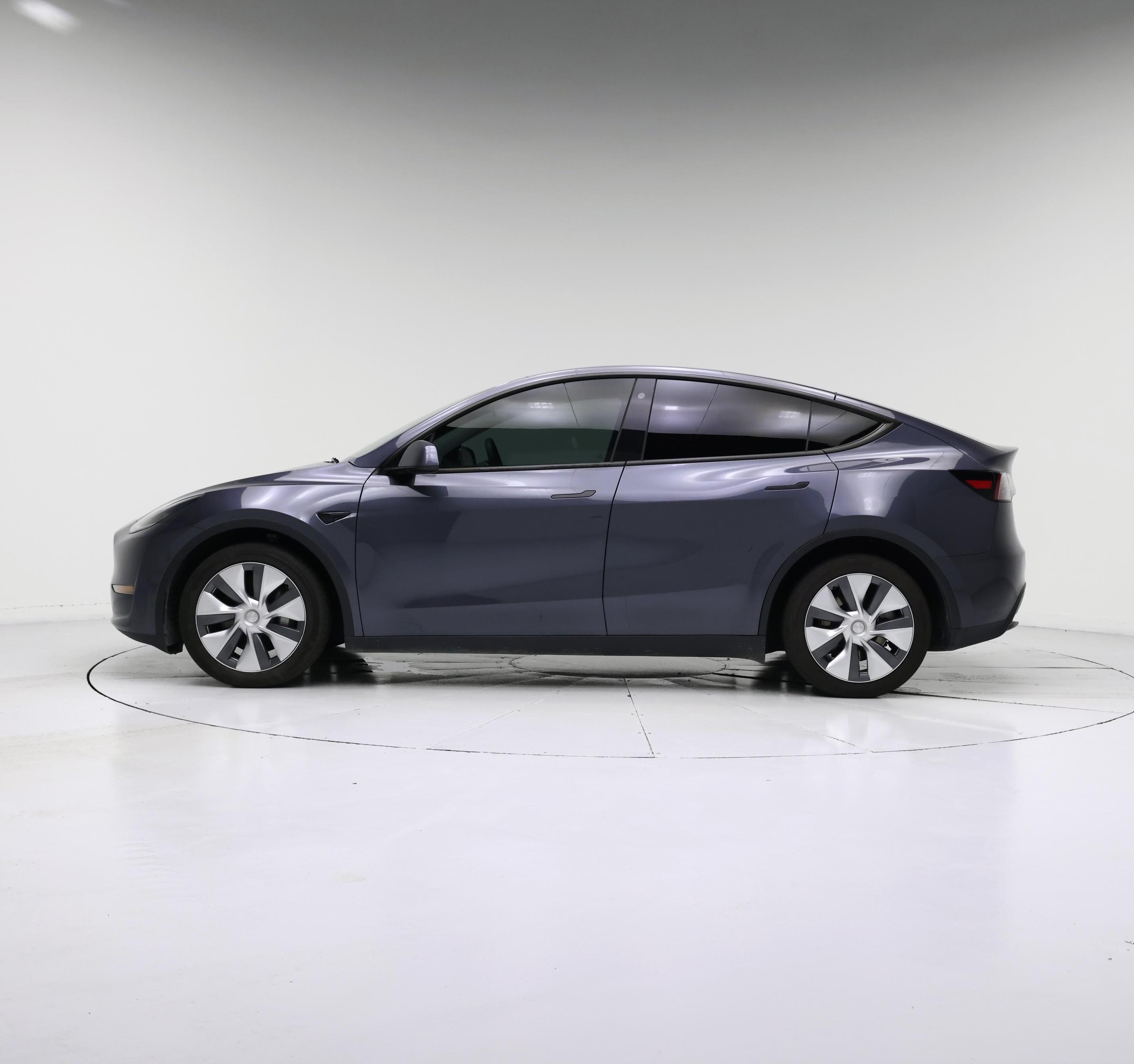 Thumbnail: 2023 Tesla Model Y - 3