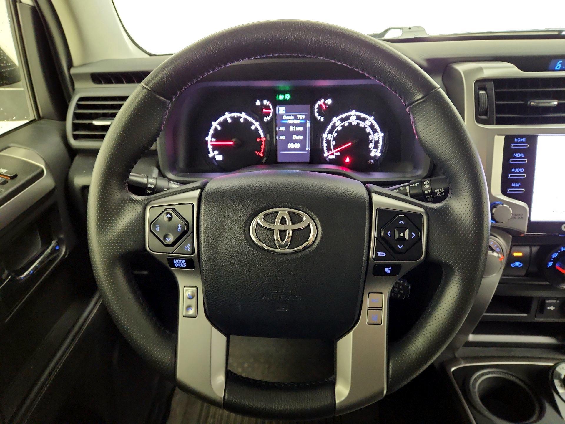 Thumbnail: 2022 Toyota 4Runner - 10