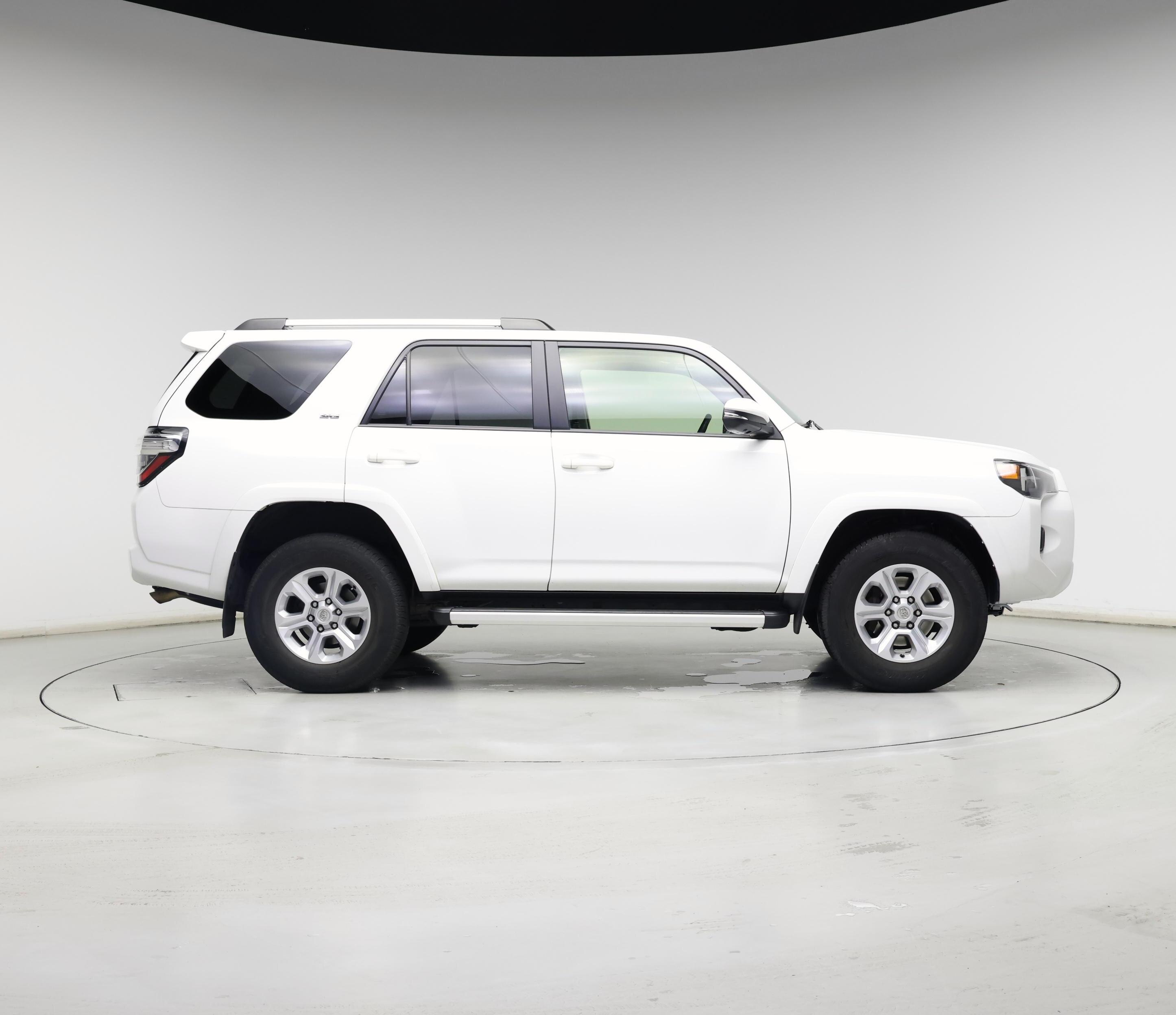 Thumbnail: 2022 Toyota 4Runner - 7