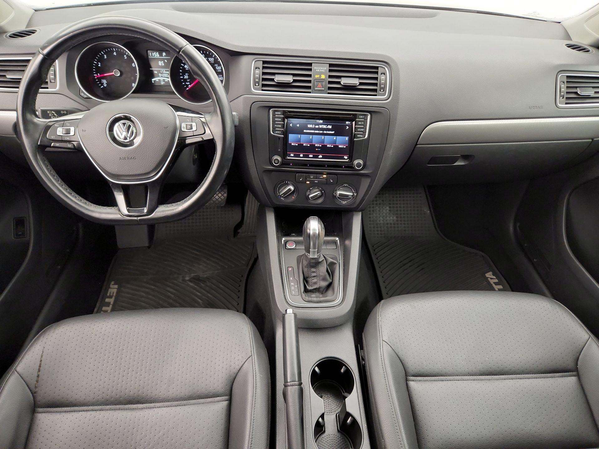 Thumbnail: 2016 Volkswagen Jetta - 9