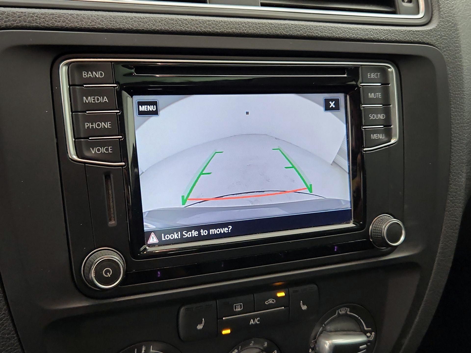 Thumbnail: 2016 Volkswagen Jetta - 14