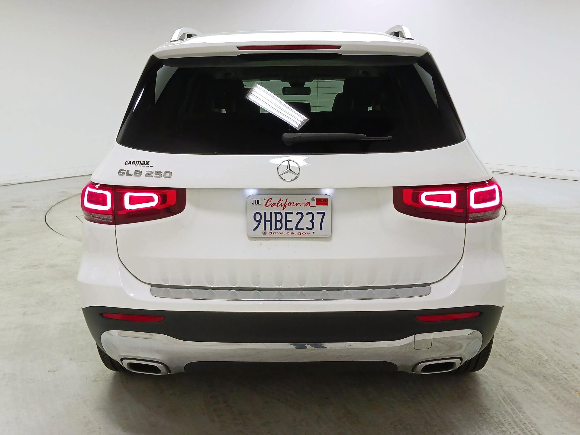 Thumbnail: 2022 Mercedes-Benz GLB - 6