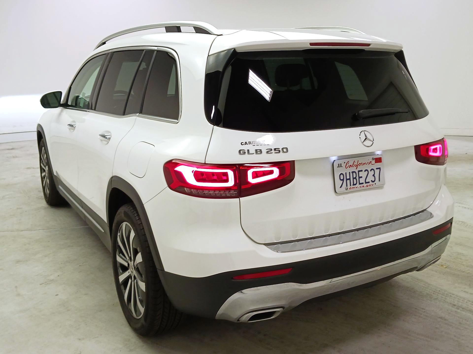 Thumbnail: 2022 Mercedes-Benz GLB - 7