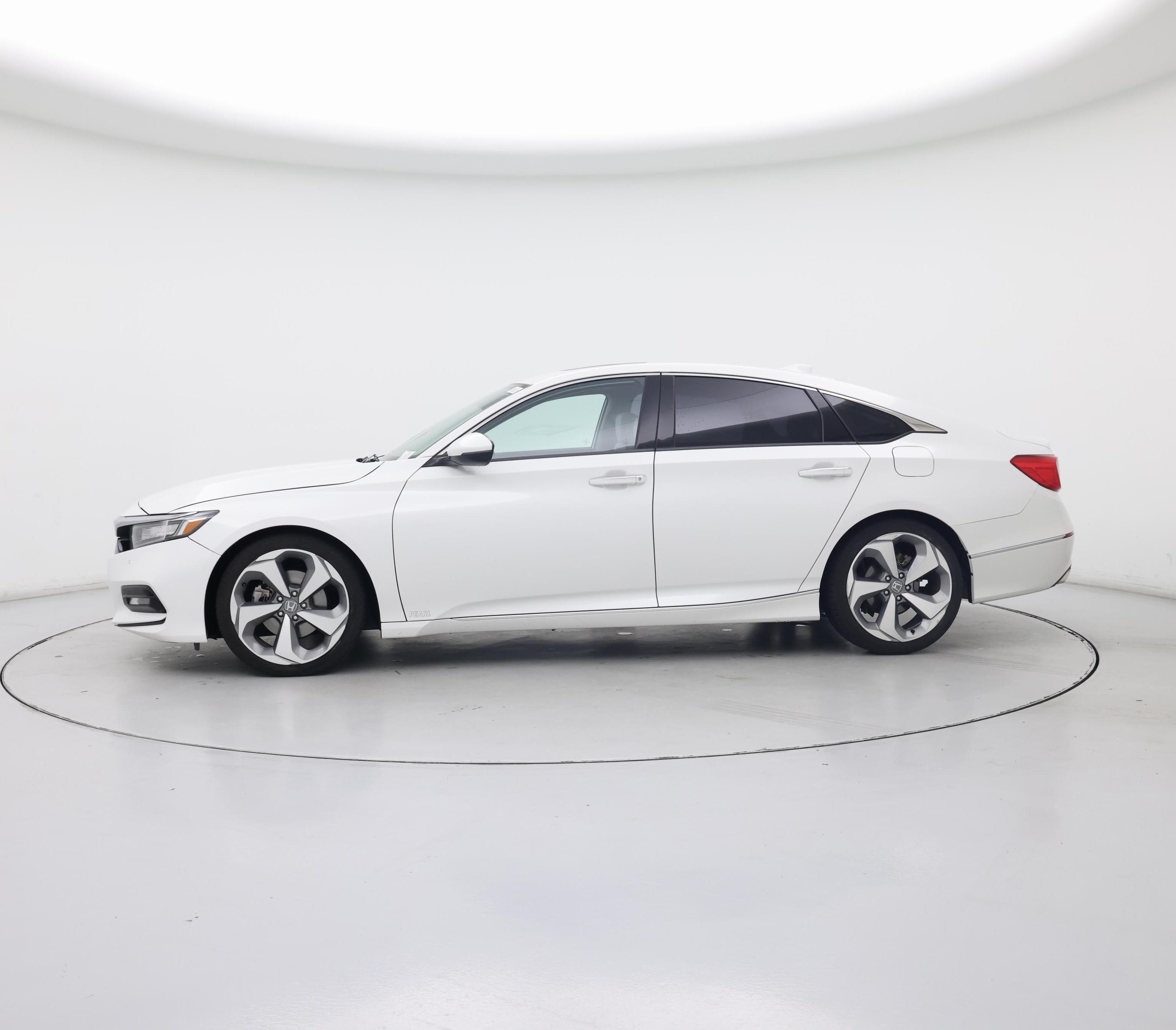 Thumbnail: 2018 Honda Accord - 3
