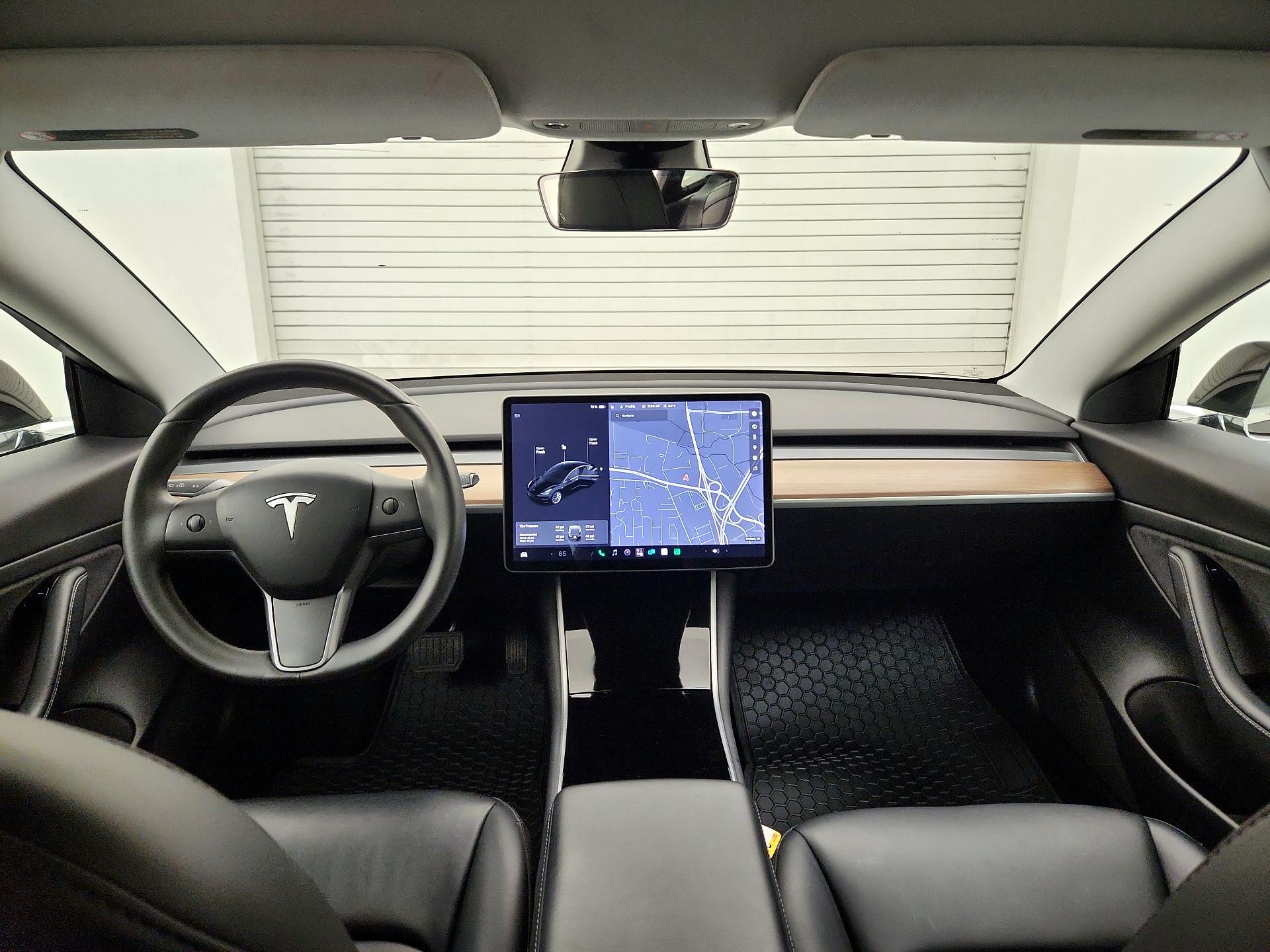 Thumbnail: 2020 Tesla Model 3 - 9