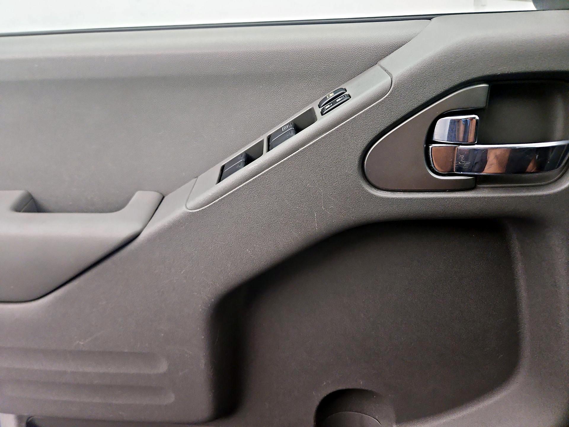 Thumbnail: 2015 Nissan Frontier - 12