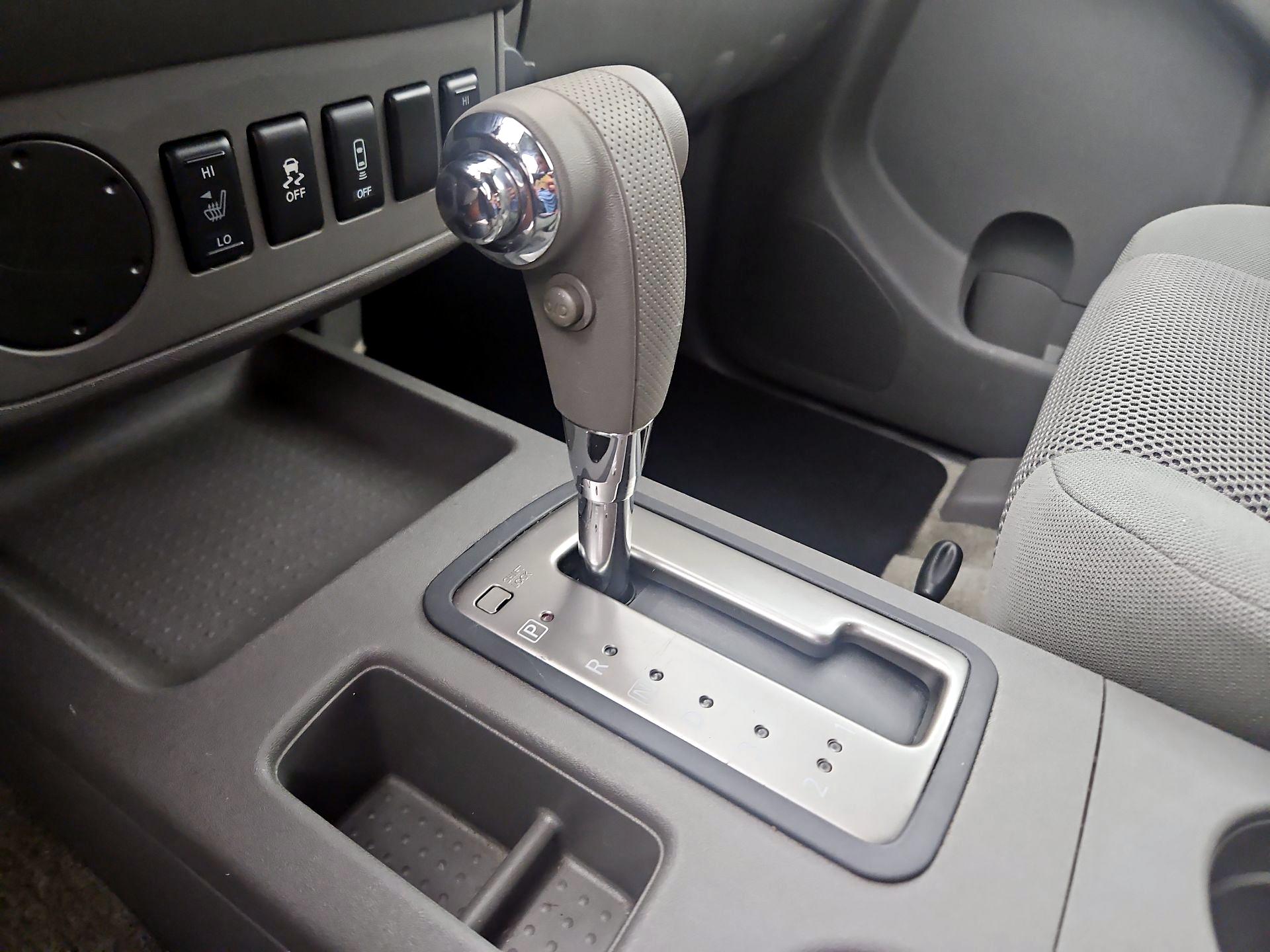 Thumbnail: 2015 Nissan Frontier - 17