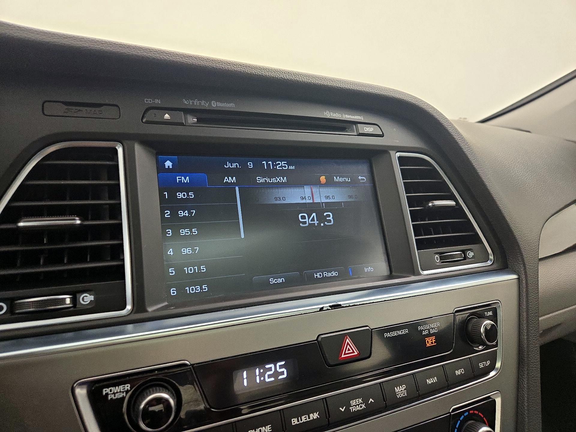 Thumbnail: 2017 Hyundai Sonata - 15