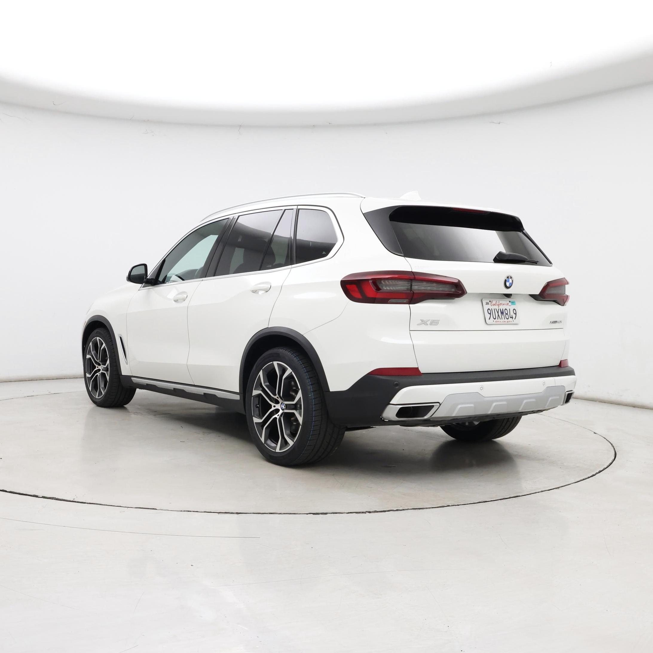 Thumbnail: 2022 BMW X5 - 2
