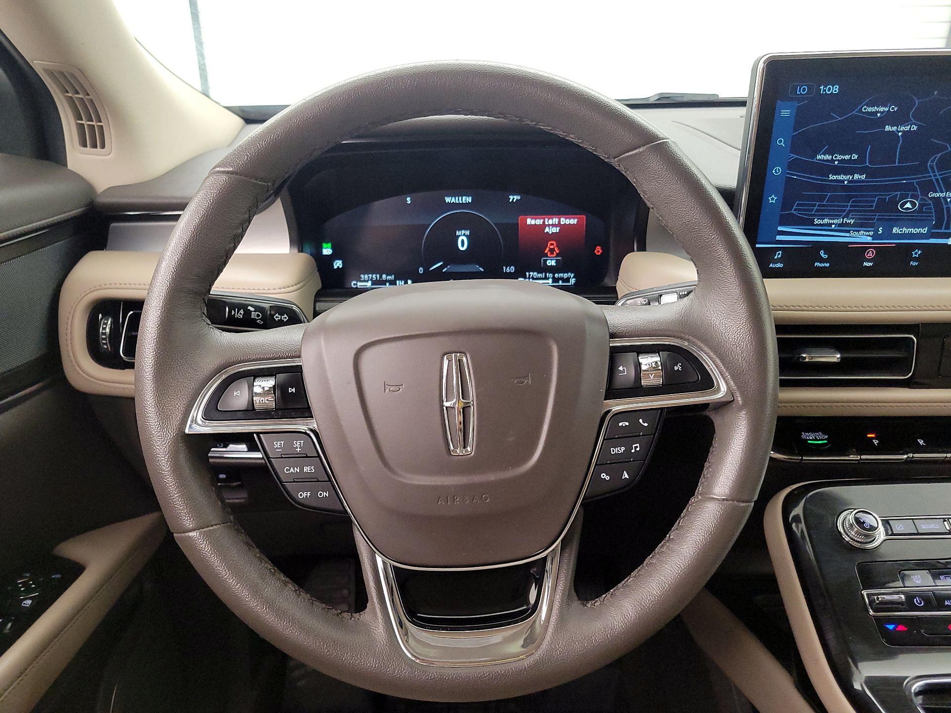 Thumbnail: 2020 Lincoln Nautilus - 10