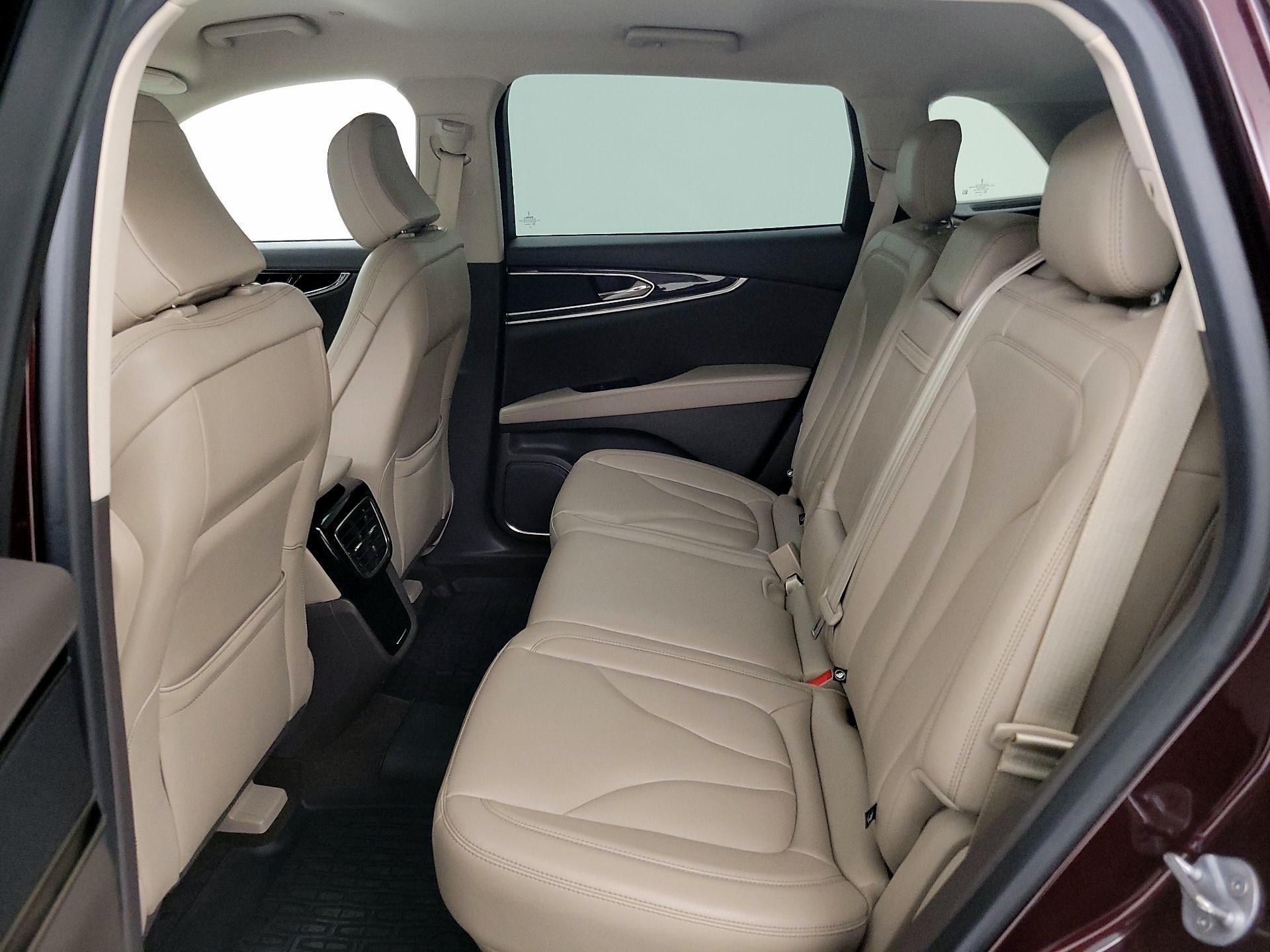 Thumbnail: 2020 Lincoln Nautilus - 20