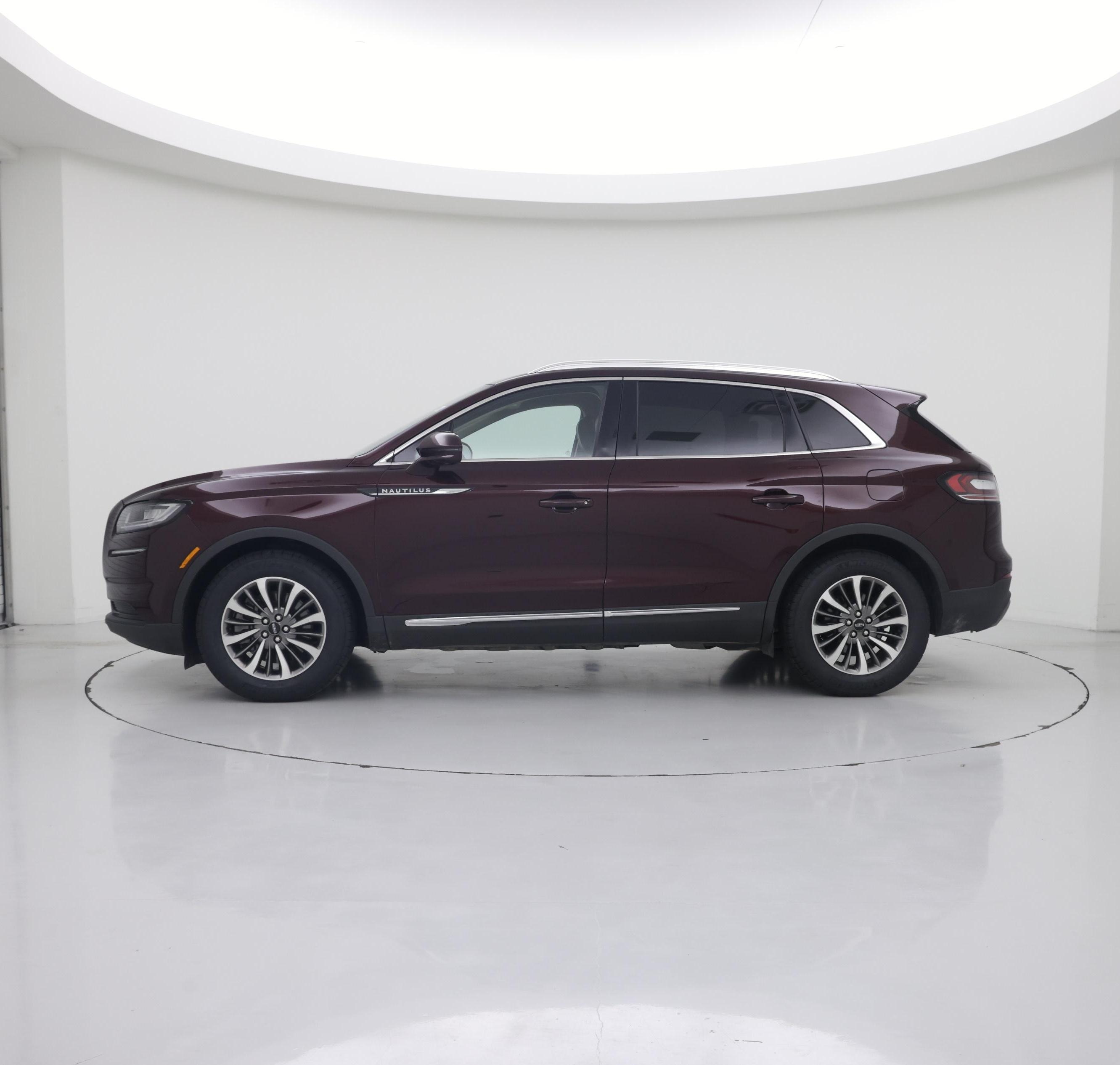 Thumbnail: 2020 Lincoln Nautilus - 3