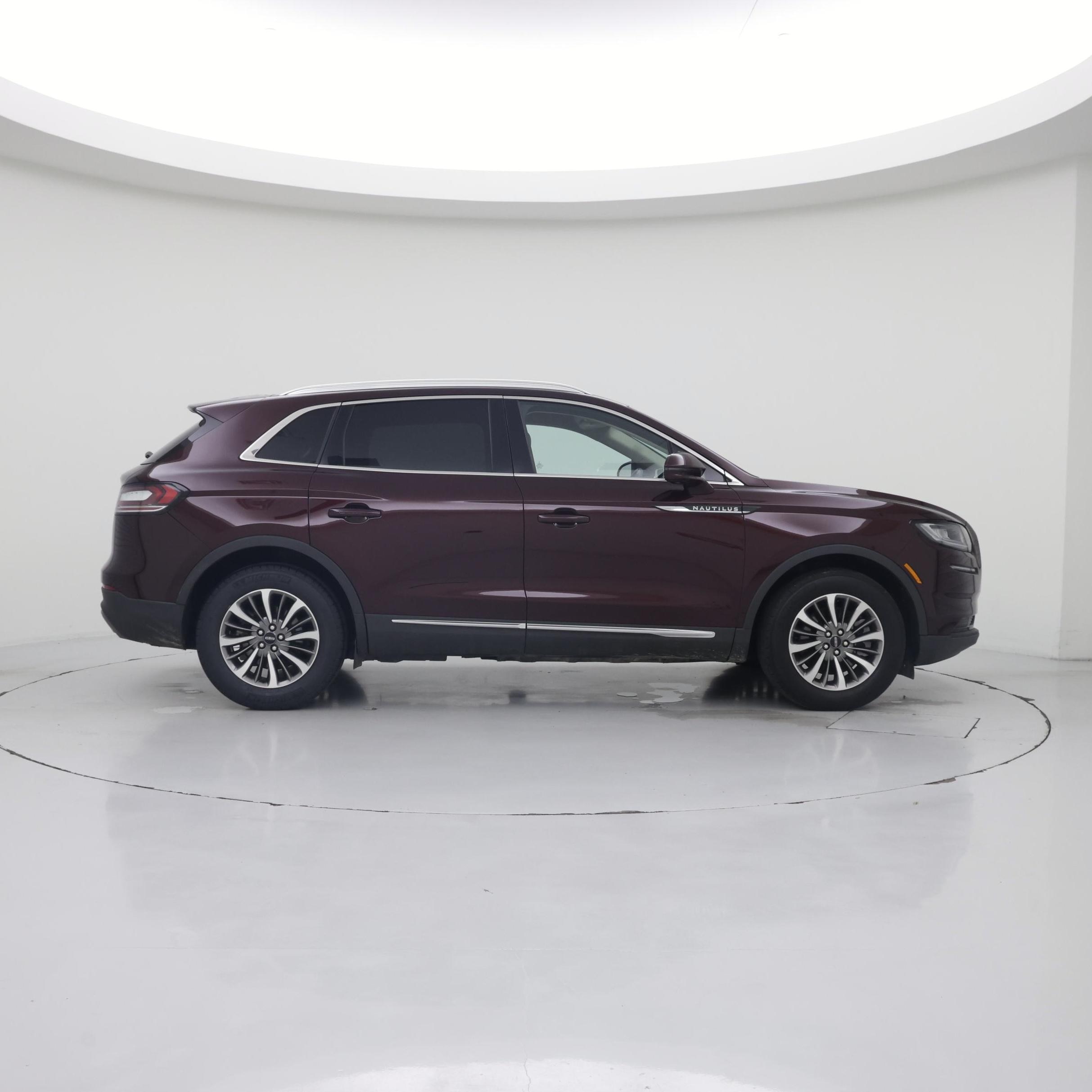 Thumbnail: 2020 Lincoln Nautilus - 7