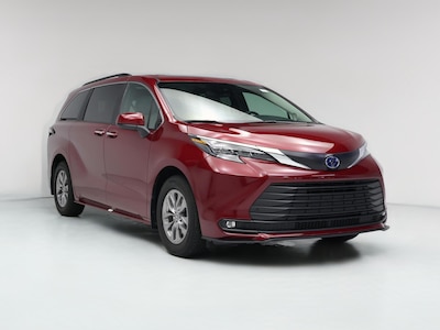 2025 Toyota Sienna XLE