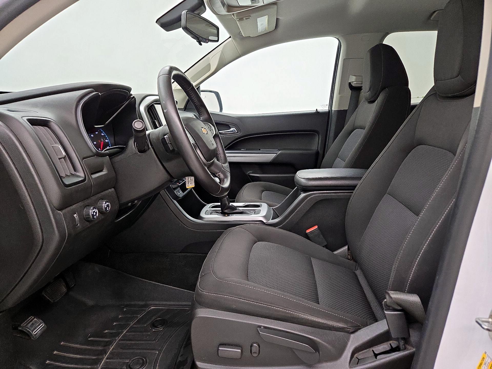Thumbnail: 2017 Chevrolet Colorado - 11