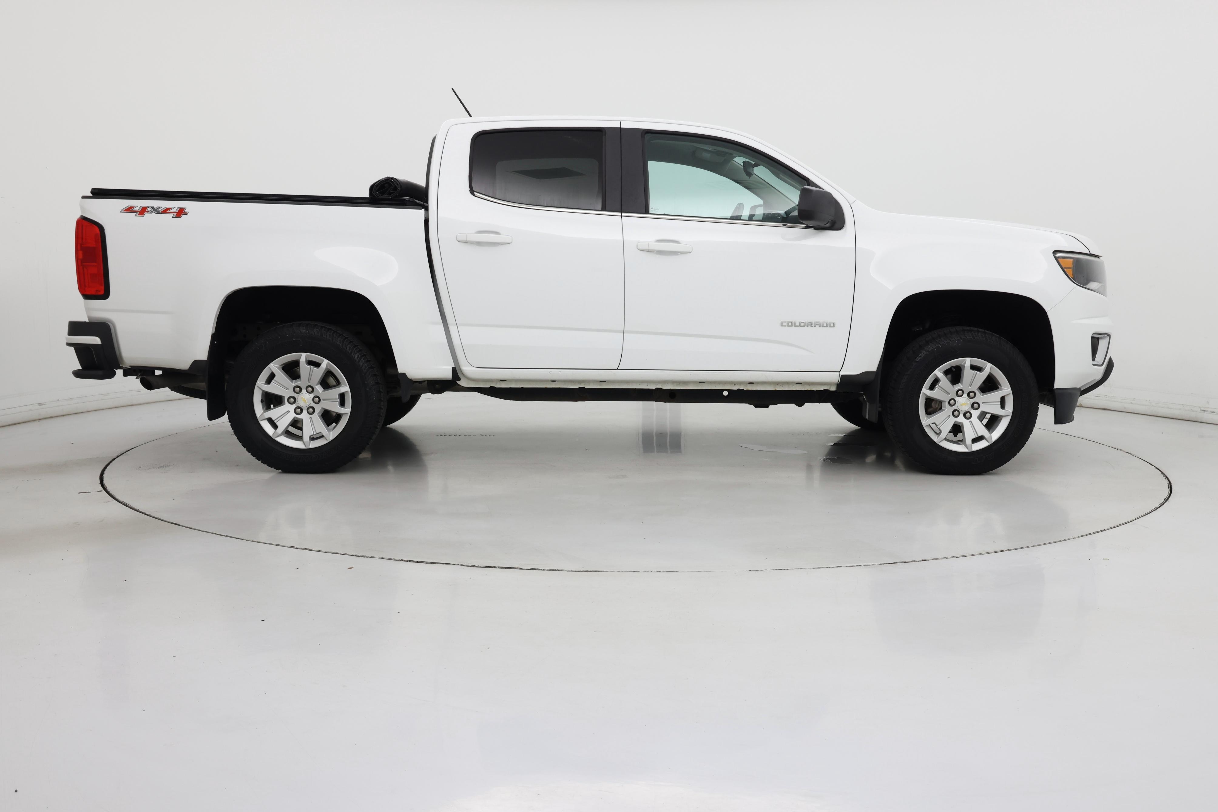 Thumbnail: 2017 Chevrolet Colorado - 7