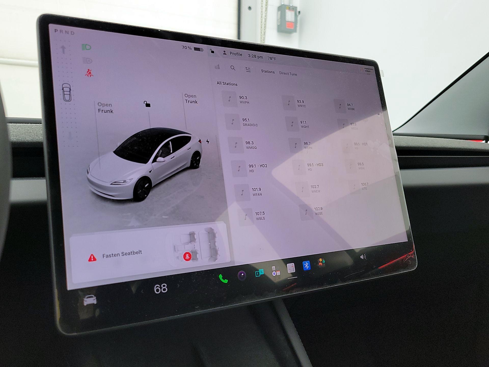 Thumbnail: 2025 Tesla Model 3 - 15