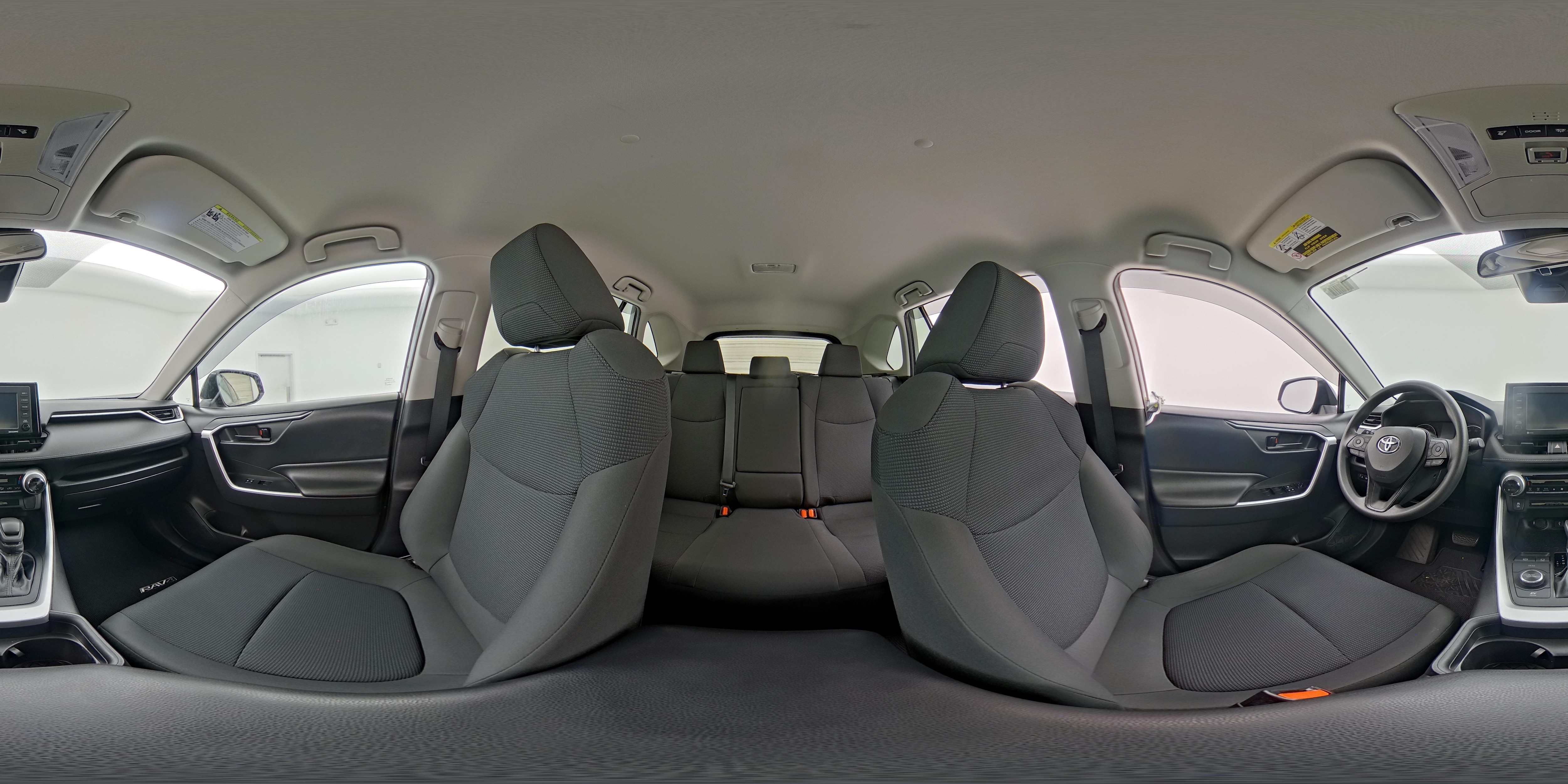 2021 Toyota RAV4 LE - Photo 24