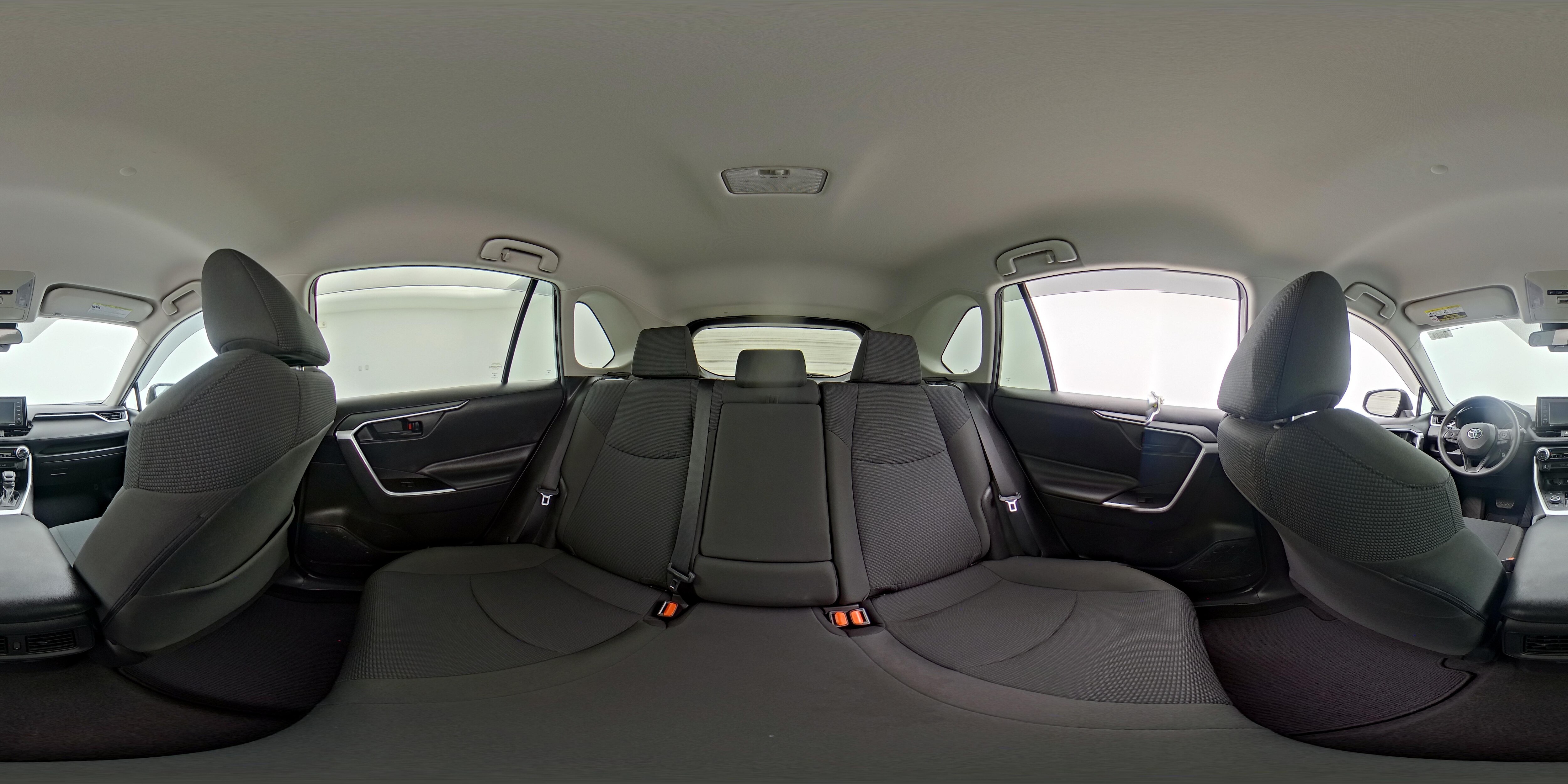 2021 Toyota RAV4 LE - Photo 25