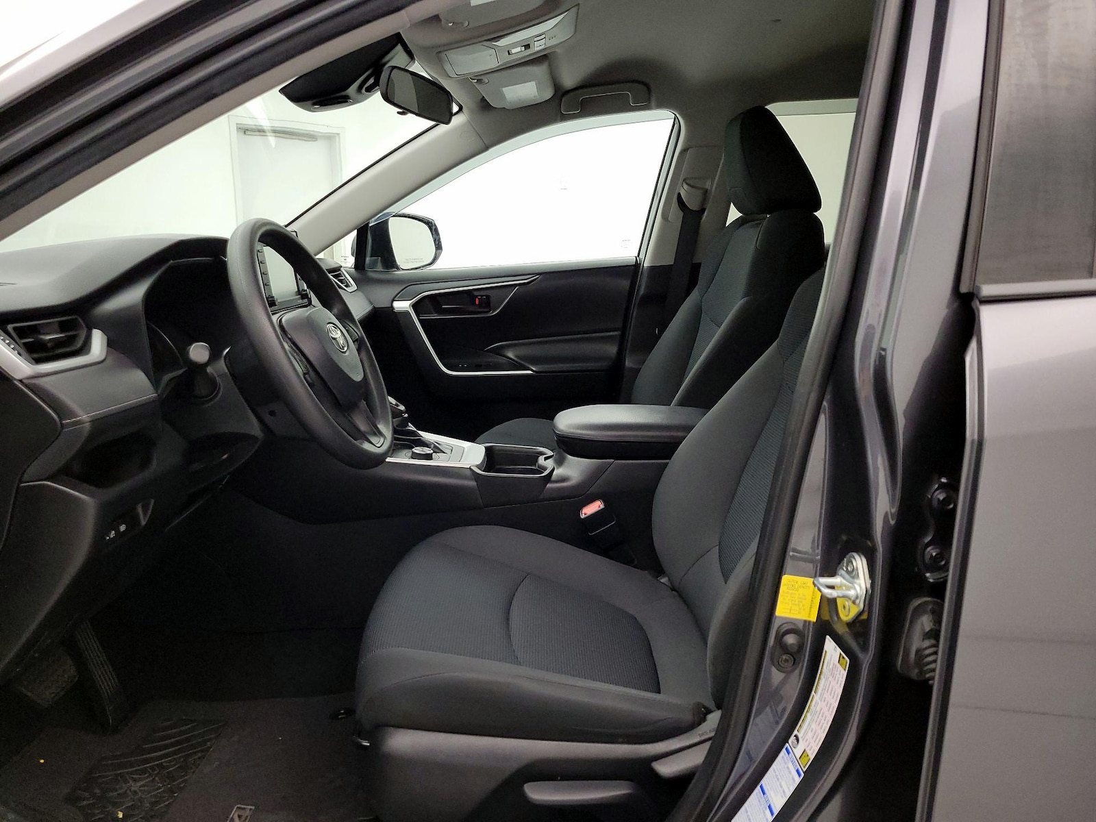 2021 Toyota RAV4 LE - Photo 12