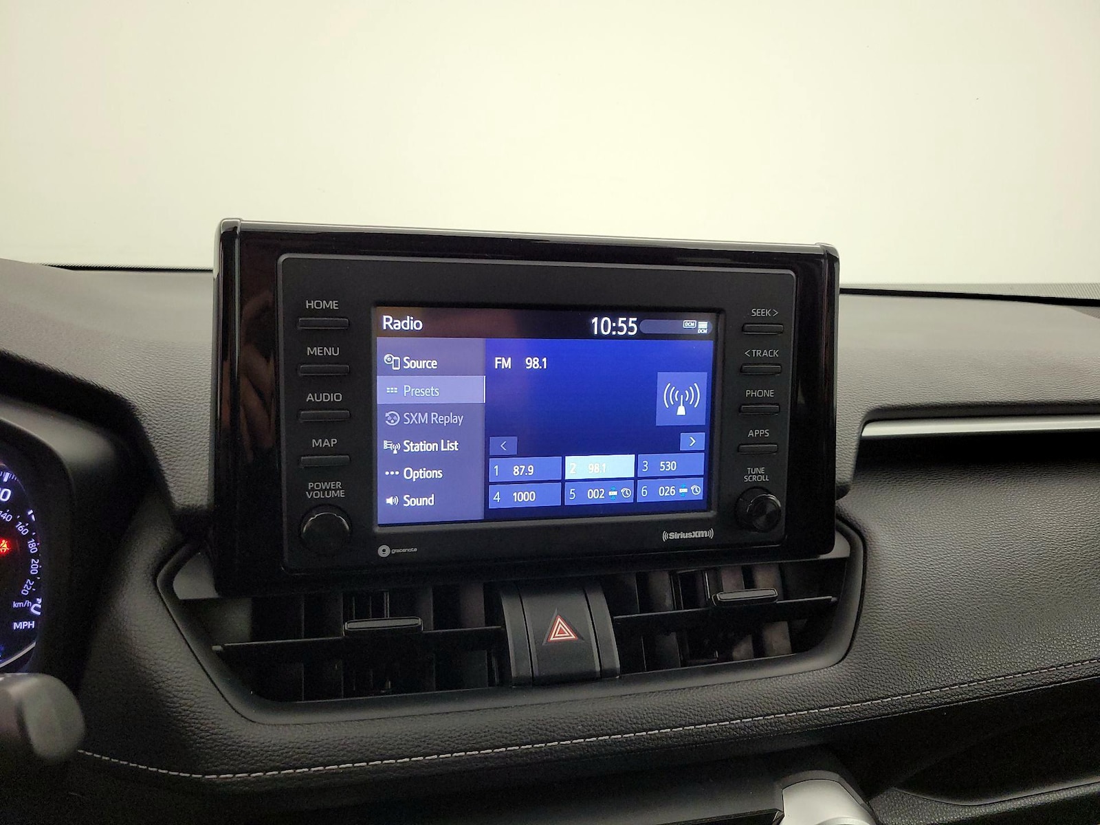 2021 Toyota RAV4 LE - Photo 16