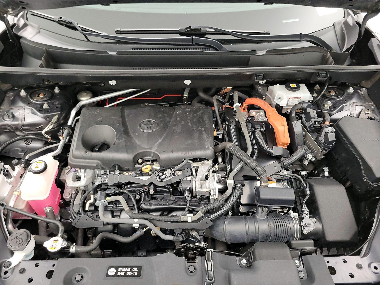 2021 Toyota RAV4 LE - Photo 22