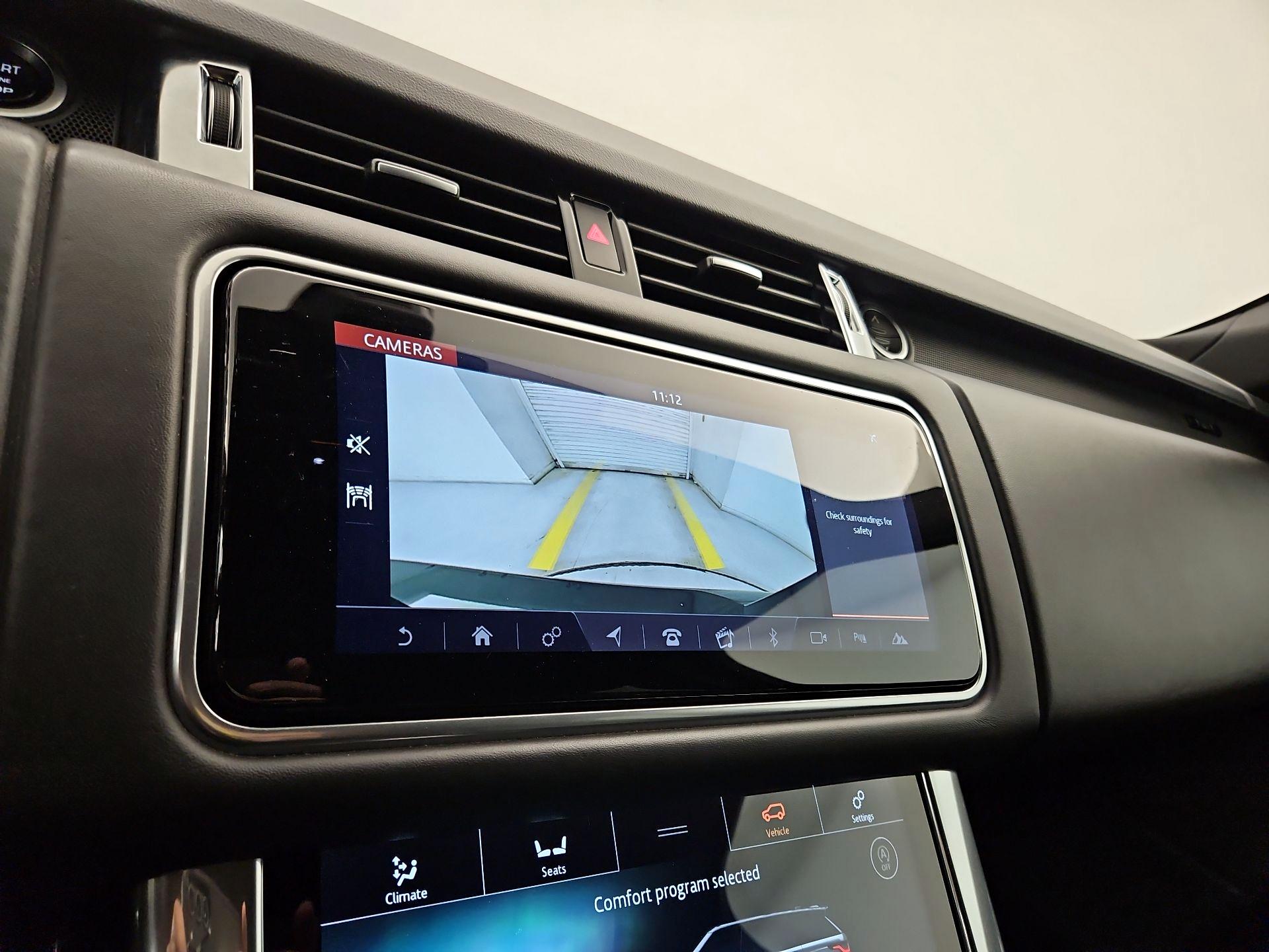 Thumbnail: 2020 Land Rover Range Rover Sport - 14