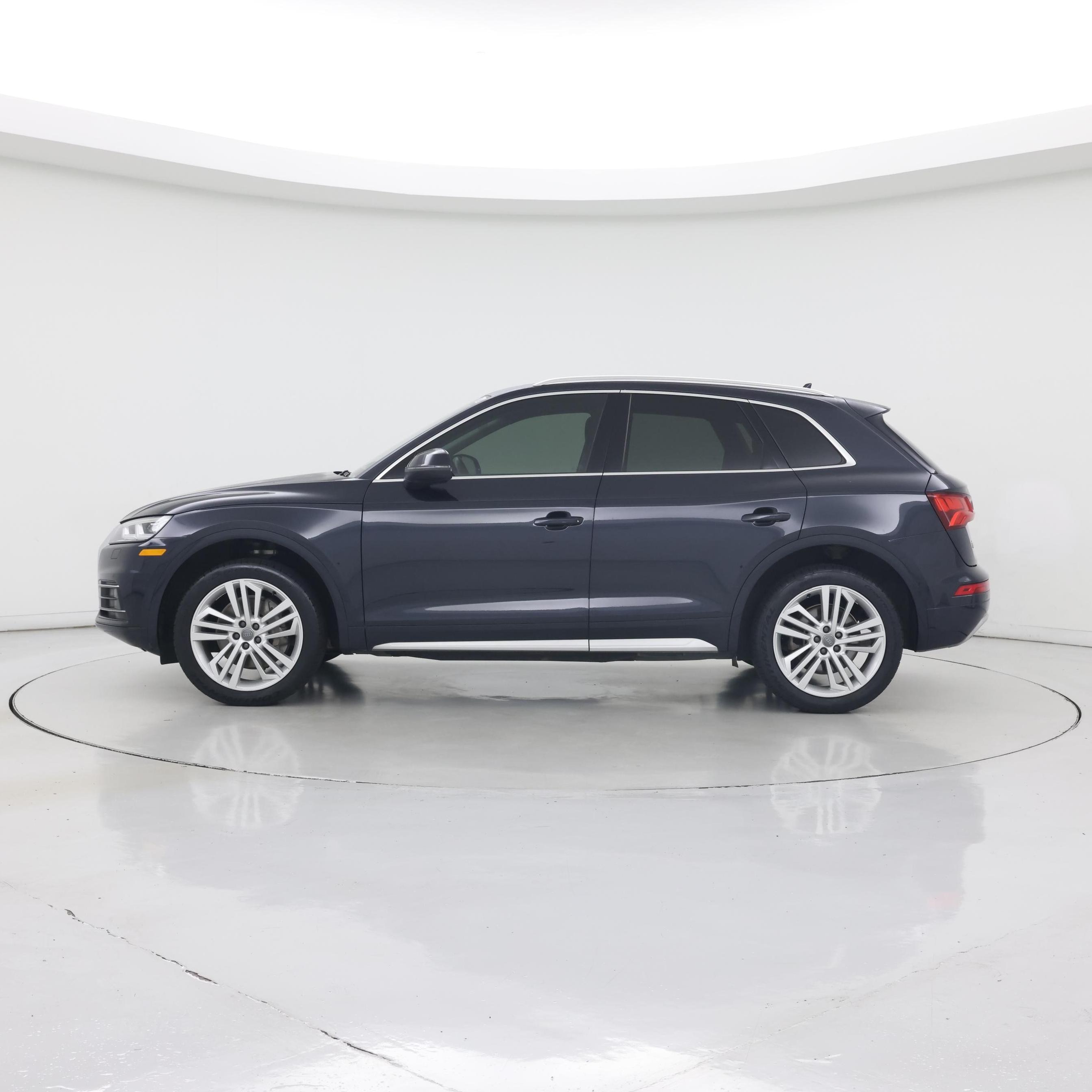 Thumbnail: 2019 Audi Q5 - 3