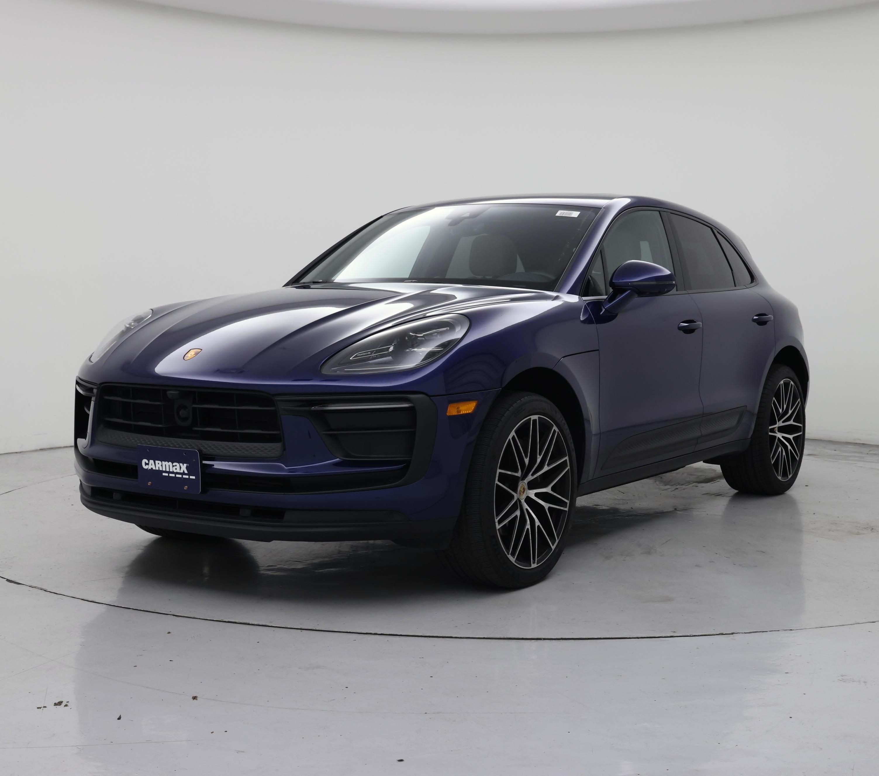 Thumbnail: 2023 Porsche Macan - 4