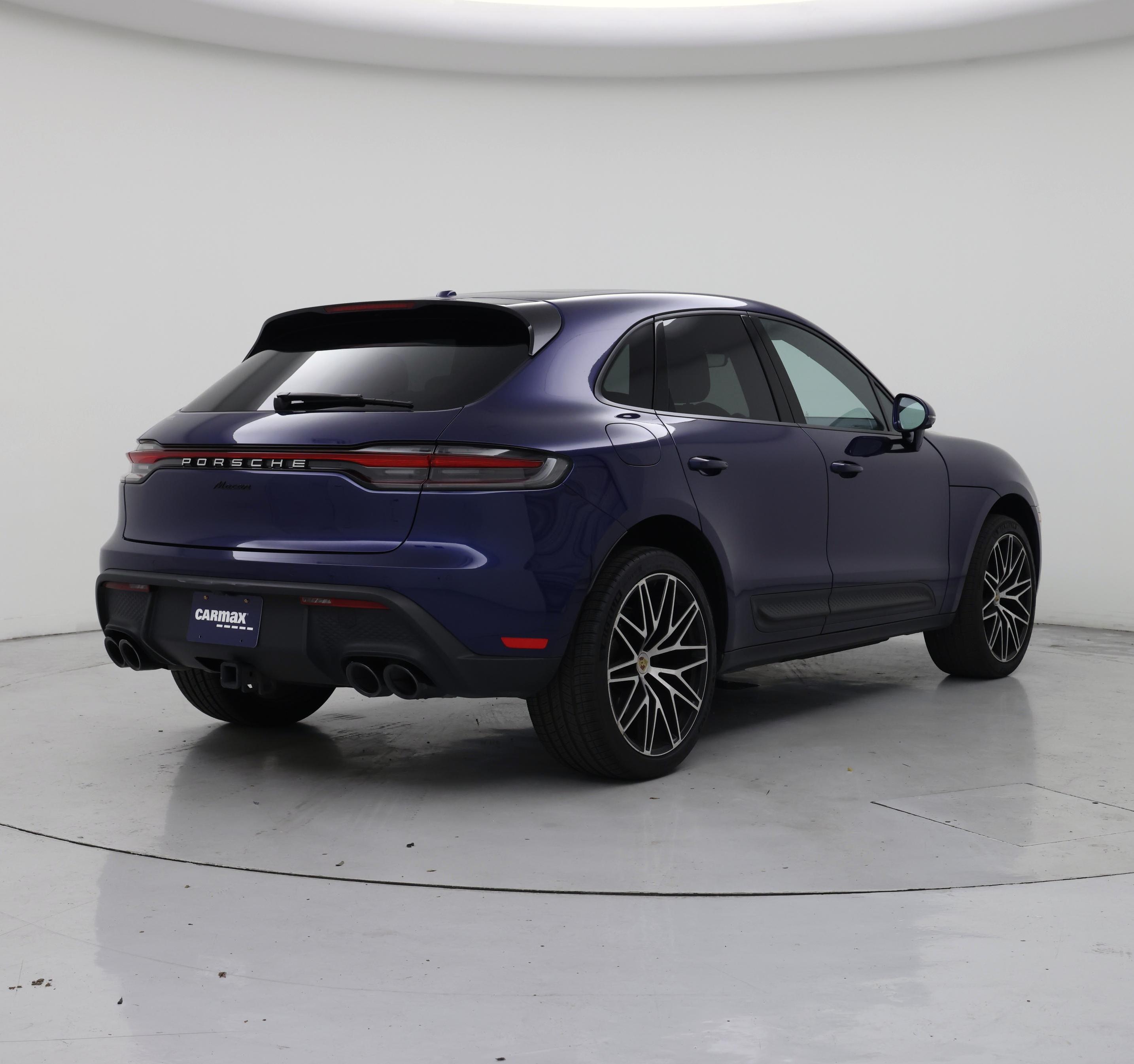 Thumbnail: 2023 Porsche Macan - 8