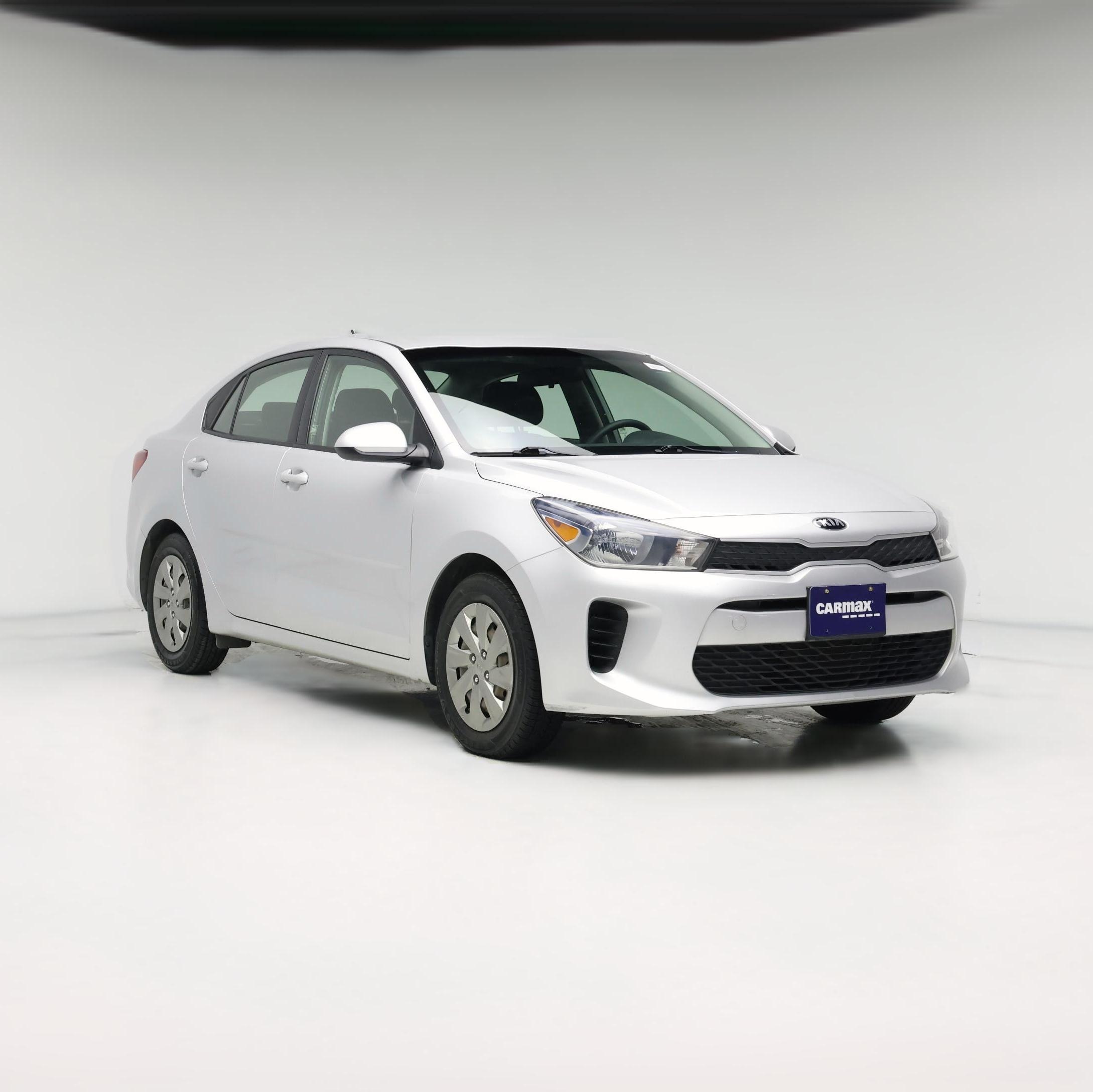 Thumbnail: 2020 Kia Rio - 1