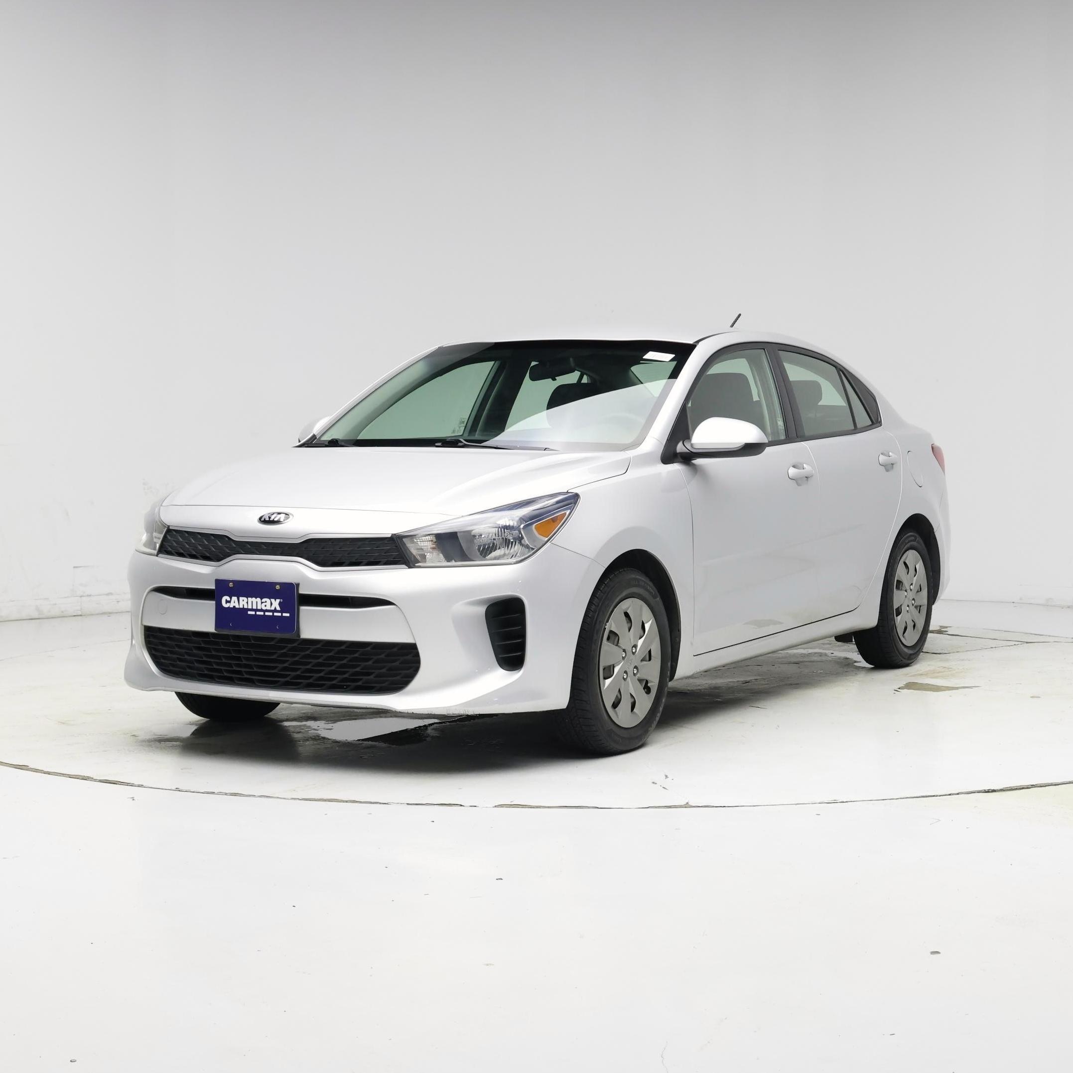 Thumbnail: 2020 Kia Rio - 4