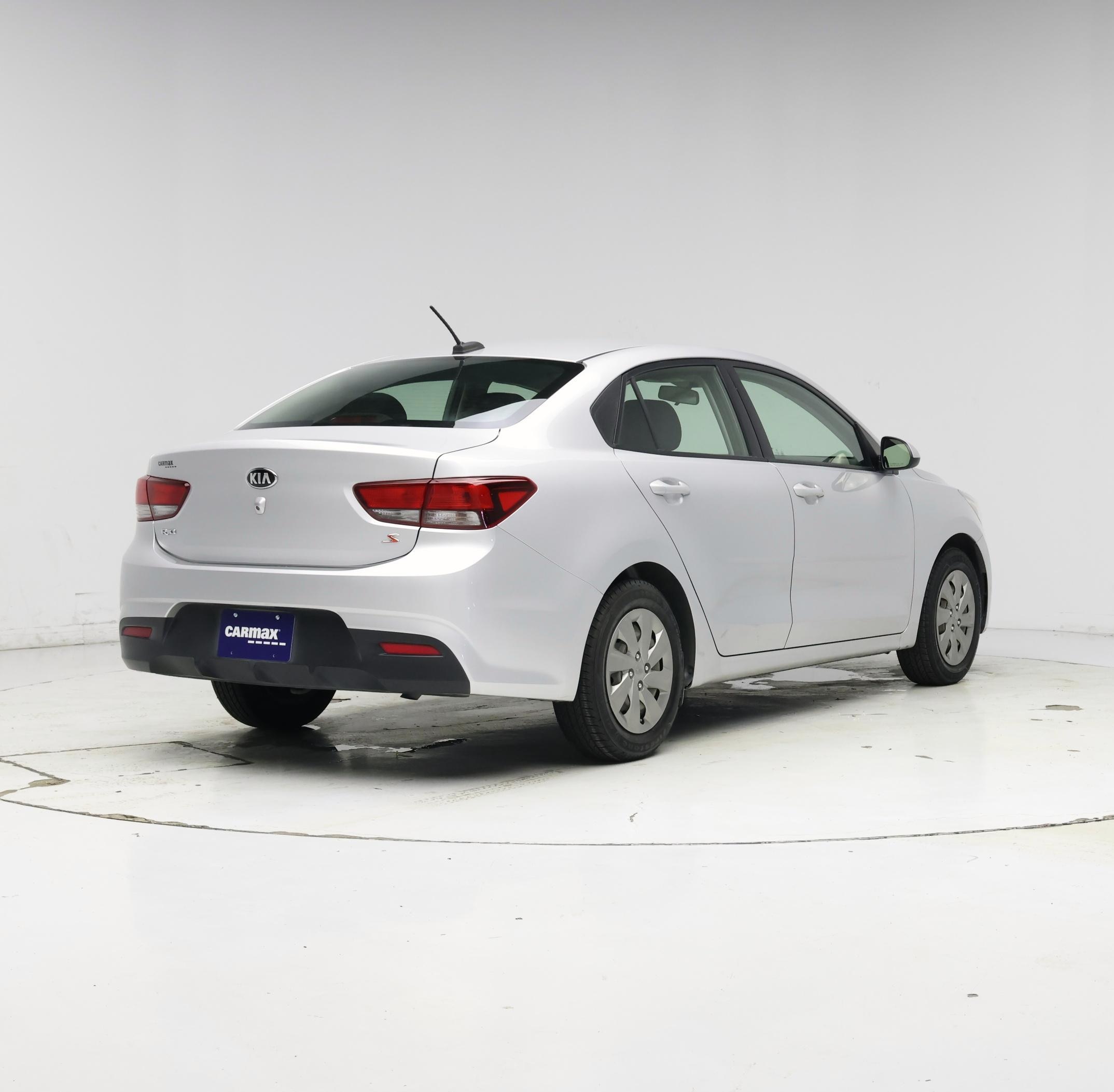 Thumbnail: 2020 Kia Rio - 8