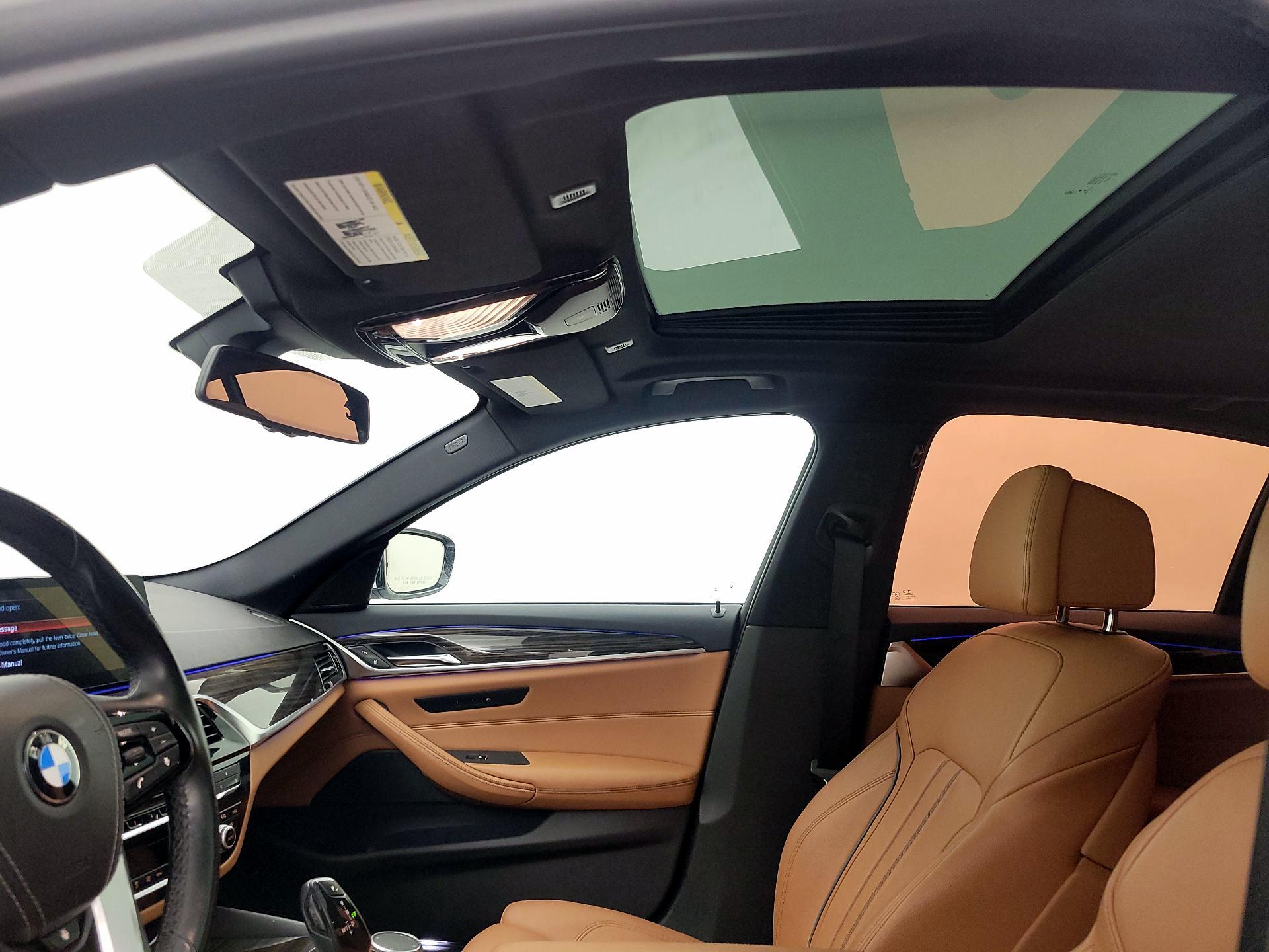 Thumbnail: 2018 BMW 5 Series - 20