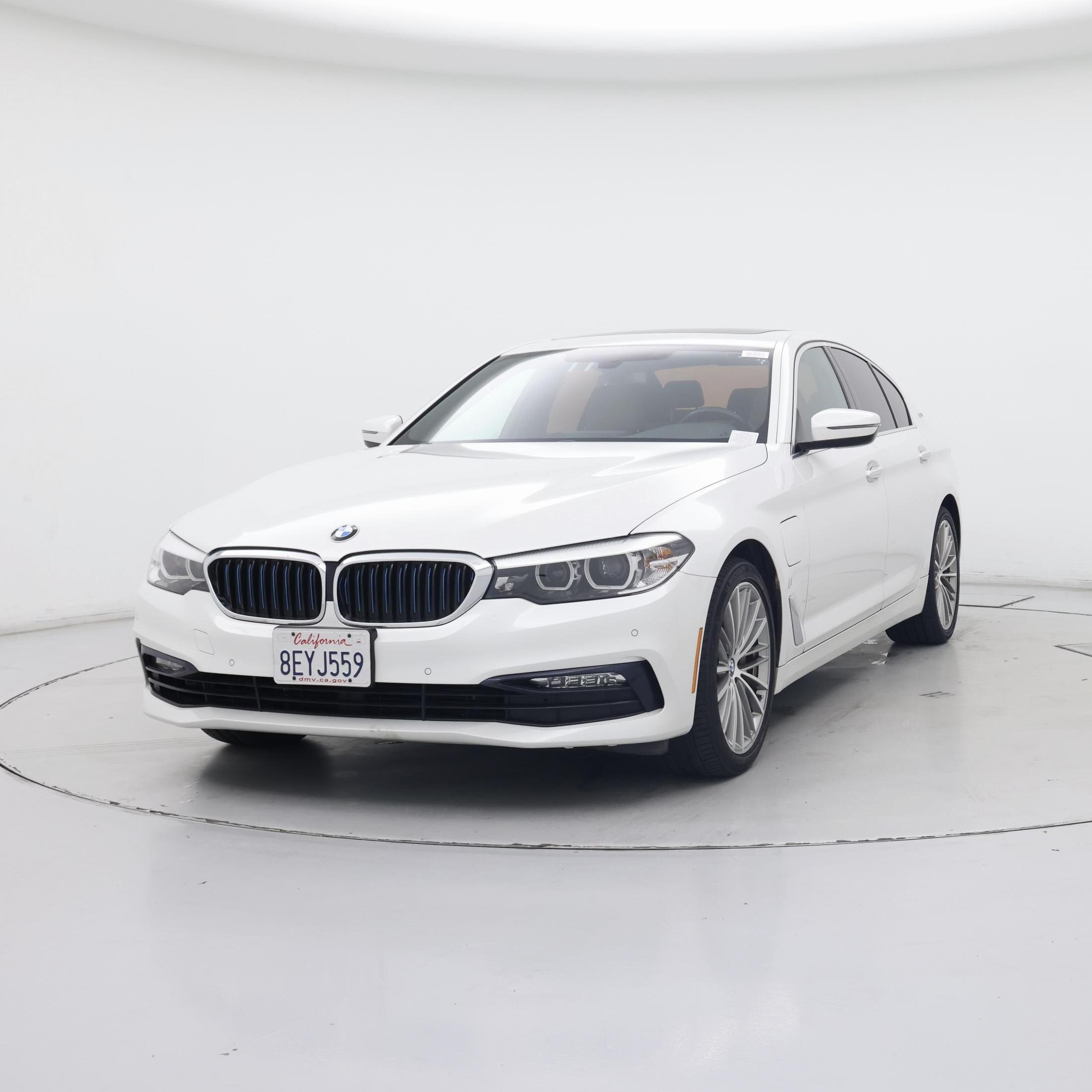 Thumbnail: 2018 BMW 5 Series - 4