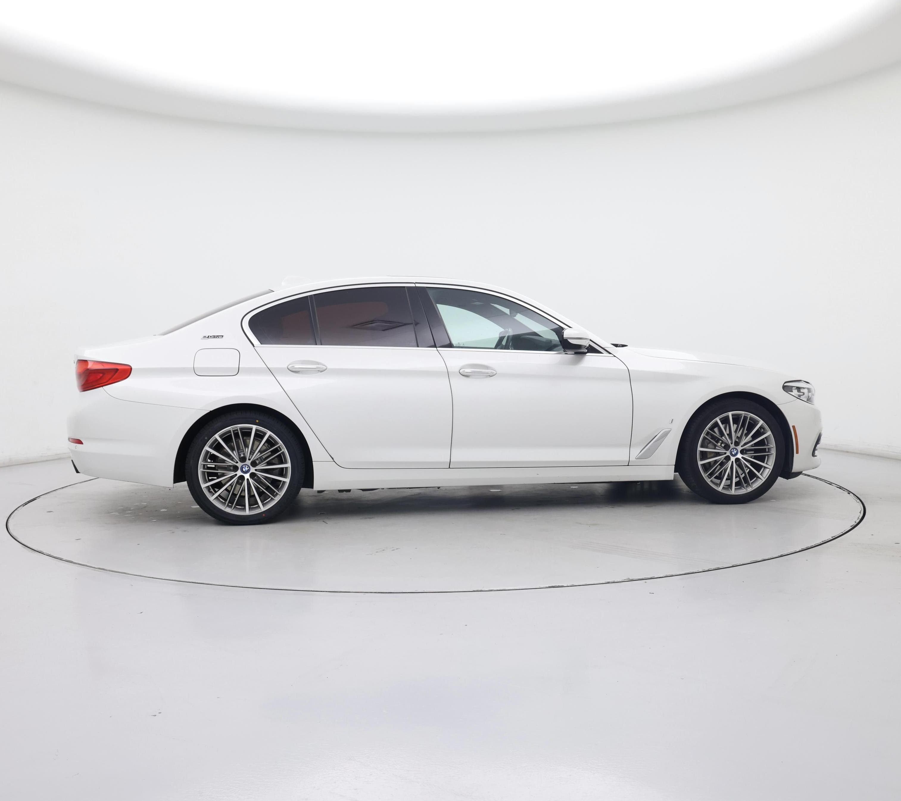 Thumbnail: 2018 BMW 5 Series - 7