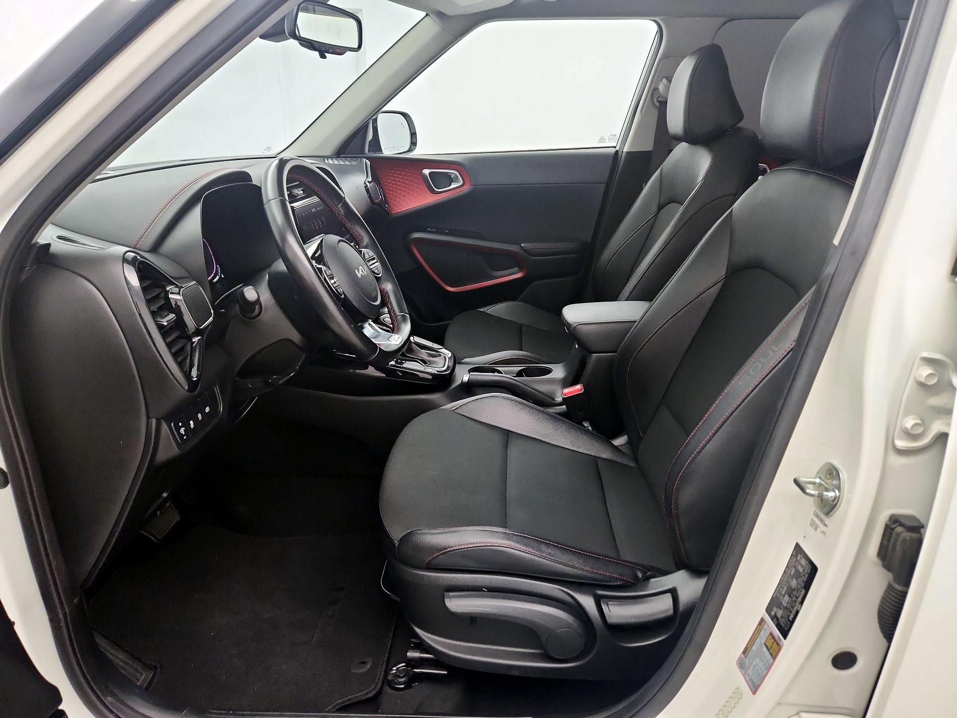 Thumbnail: 2023 Kia Soul - 11