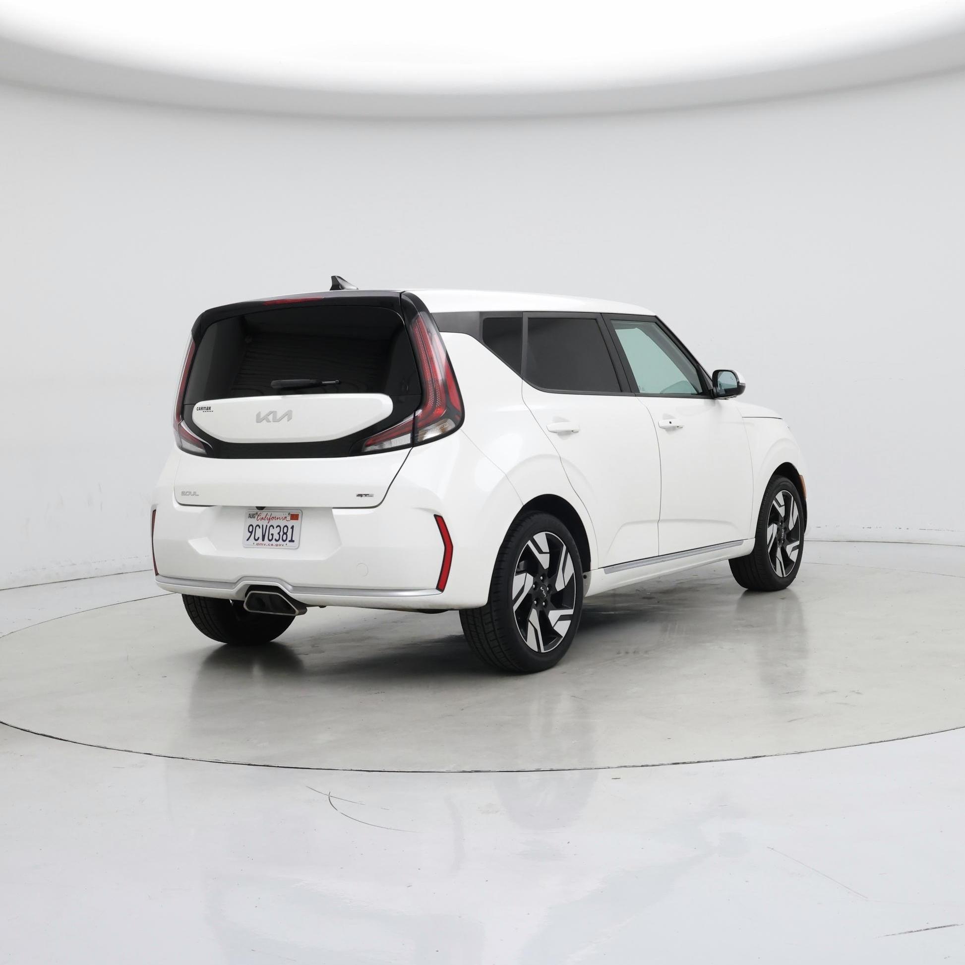 Thumbnail: 2023 Kia Soul - 8