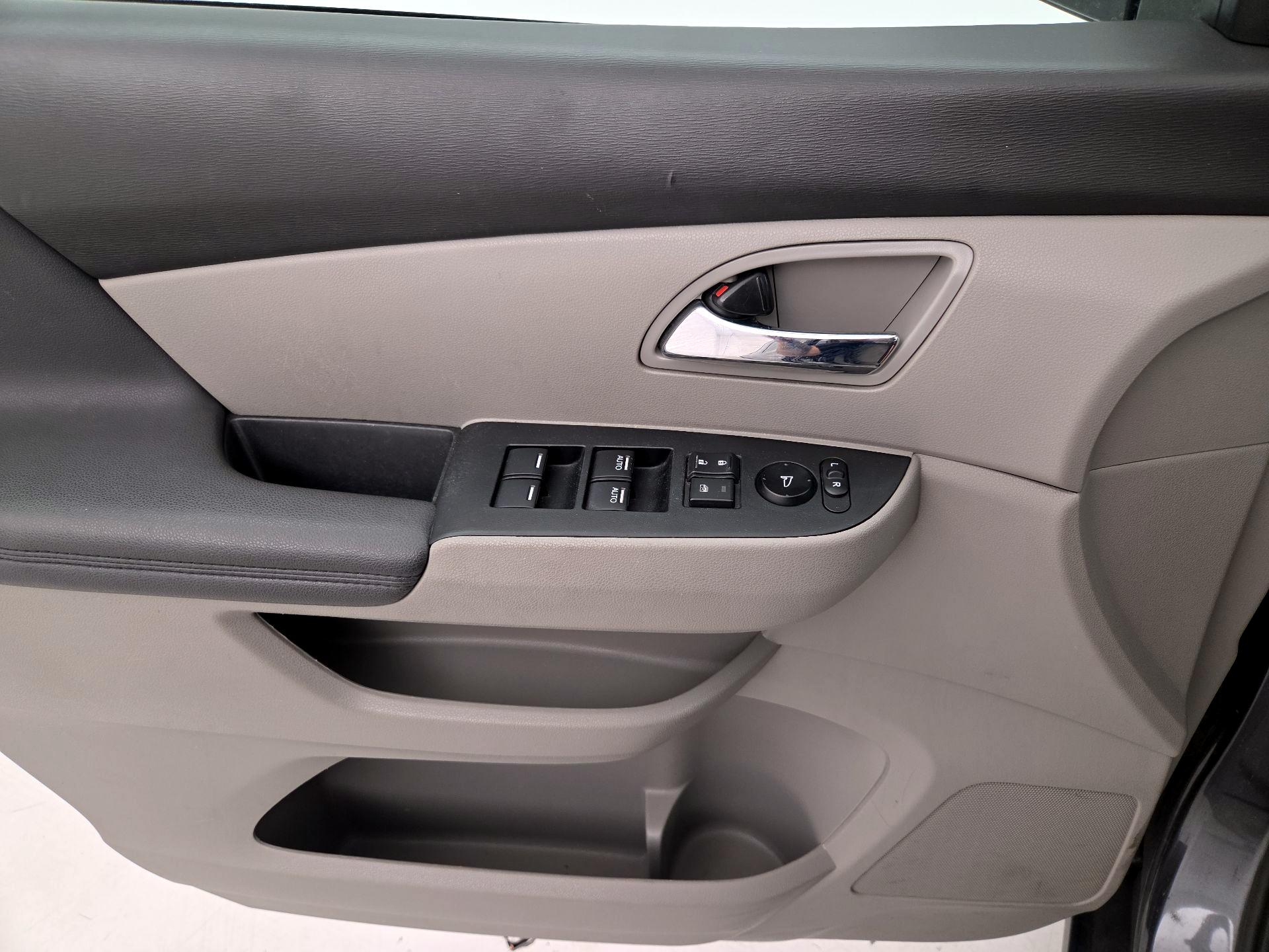 Thumbnail: 2017 Honda Odyssey - 12